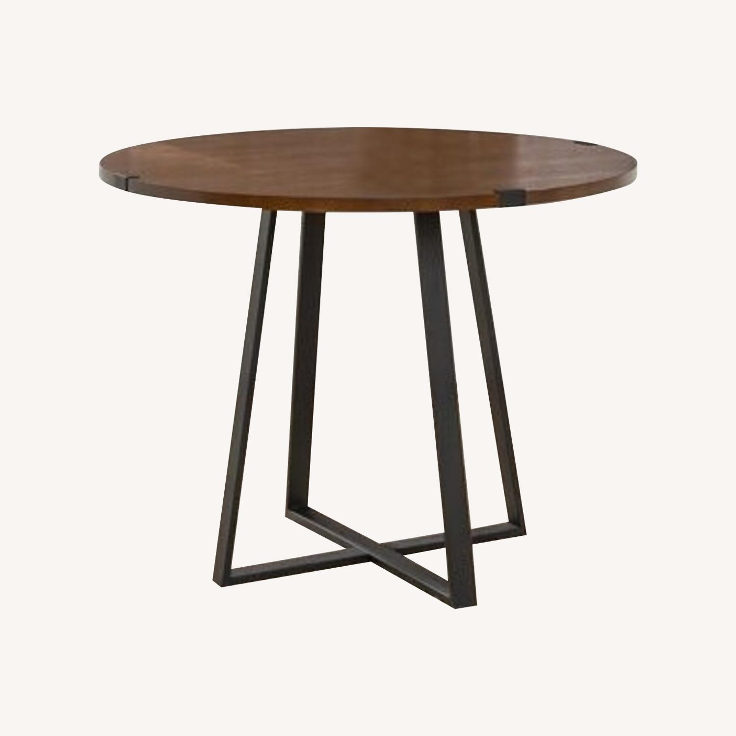 Wayfair Farmhouse Pedestal Dining Table - AptDeco