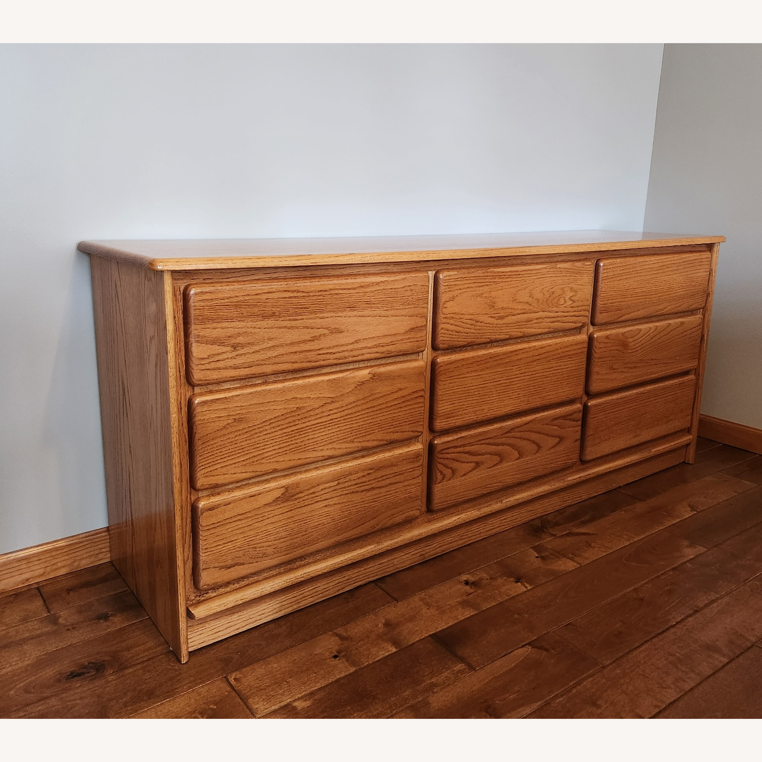 Contemporary 9-Drawer Oak Dresser - image-3