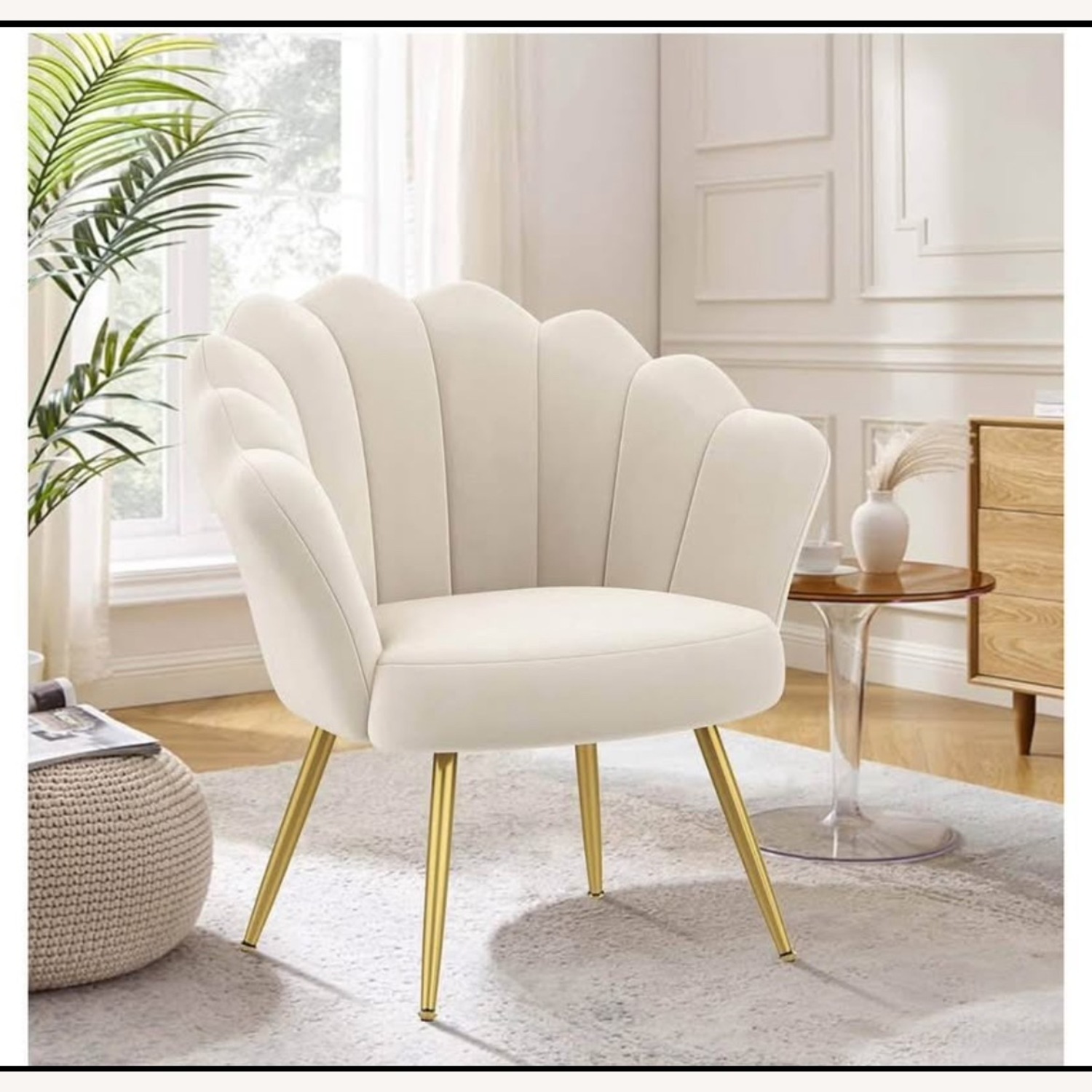 Alunaune Vanity Chair - image-1