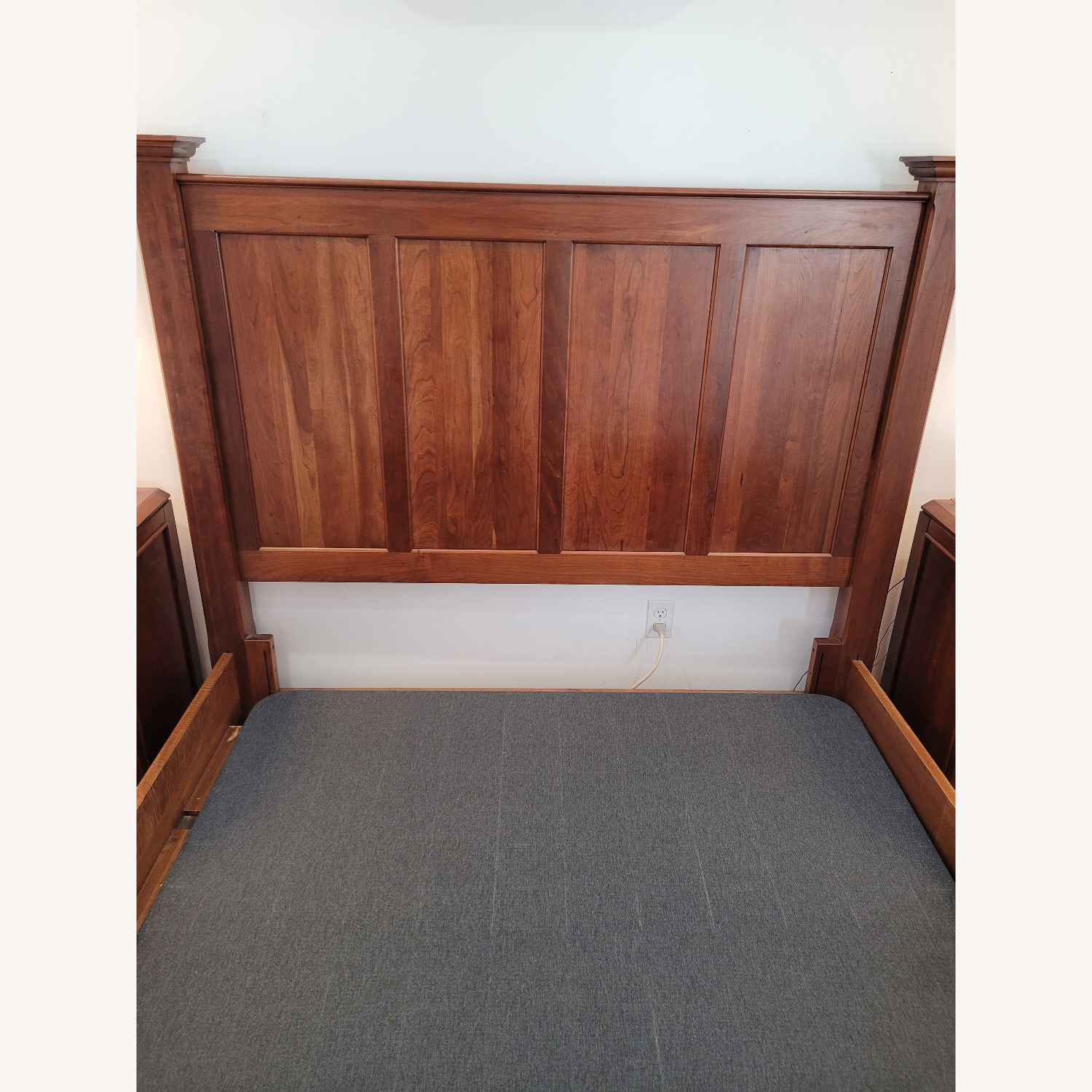 Durham Furniture Bed - image-6