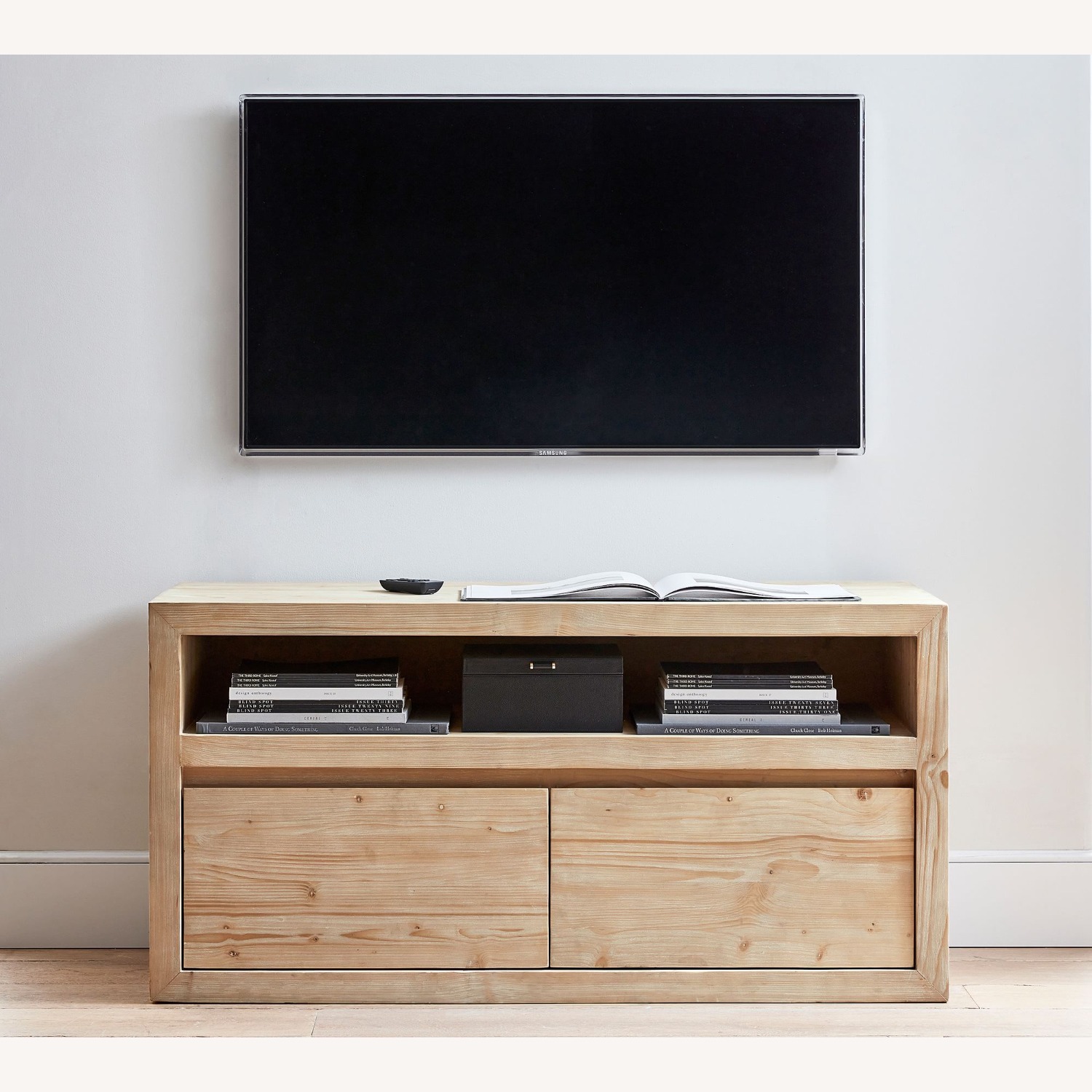 Pottery Barn Folsom Media Console - Thumbnail 2
