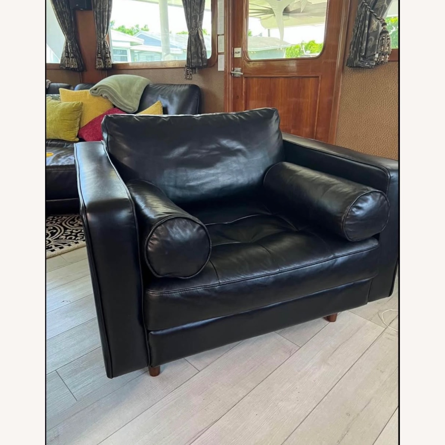 Article Sven Oxford Black Chair - image-2