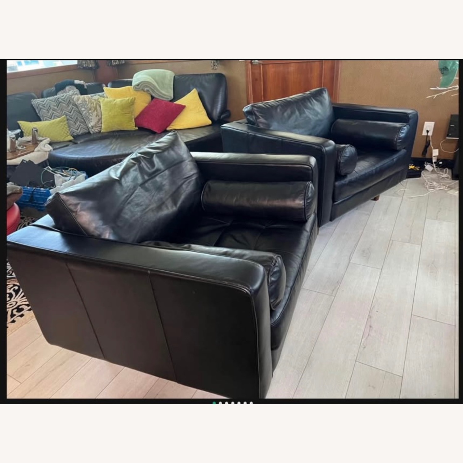 Article Sven Oxford Black Chair - image-1