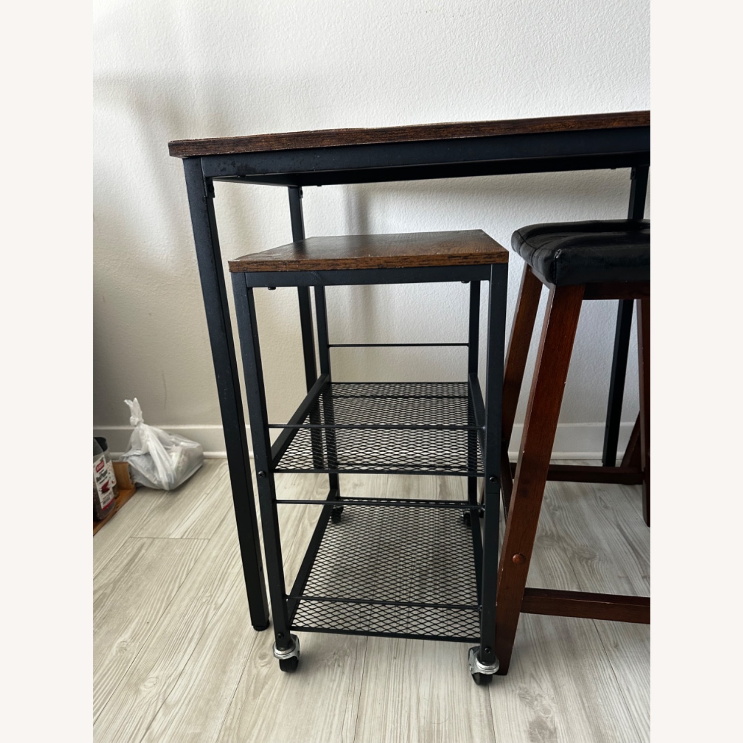 Dining Table Set & Bar Stools - image-2