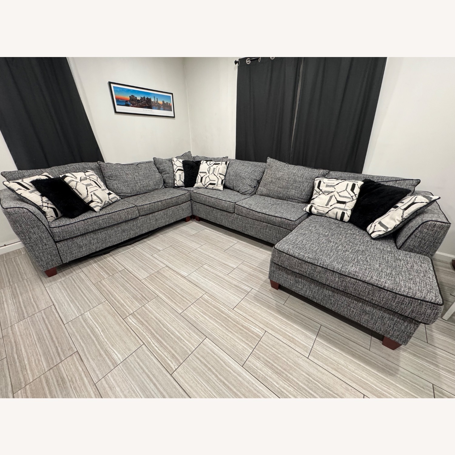 Bob's Discount Sectional Sofa - image-2
