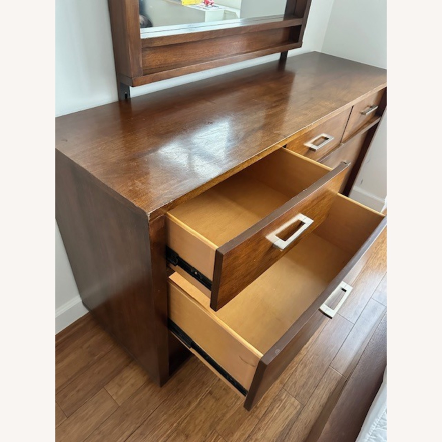 Raymour & Flanigan Bureau with Attached Mirror - image-2