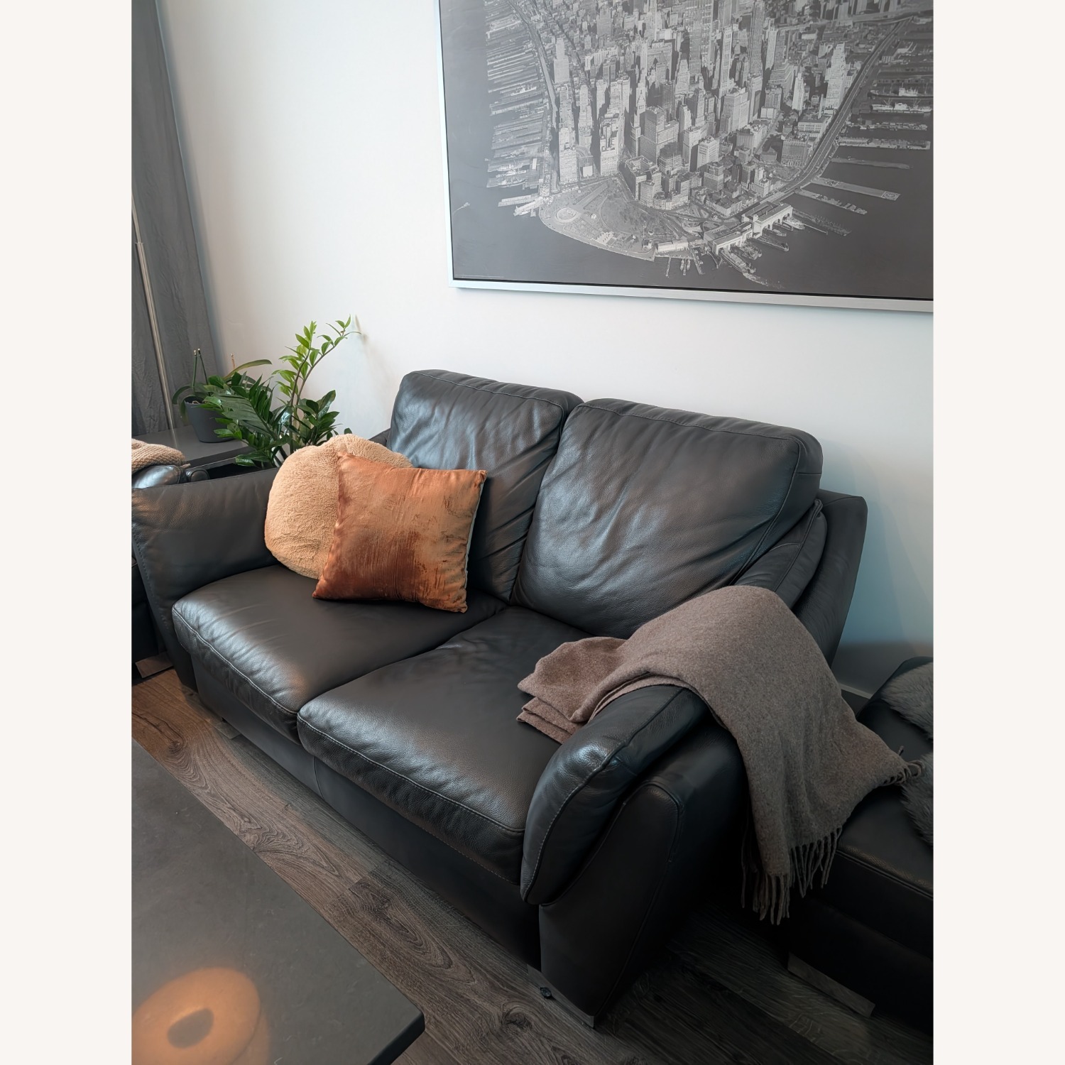 ItalModern 2seater Sofa - image-4