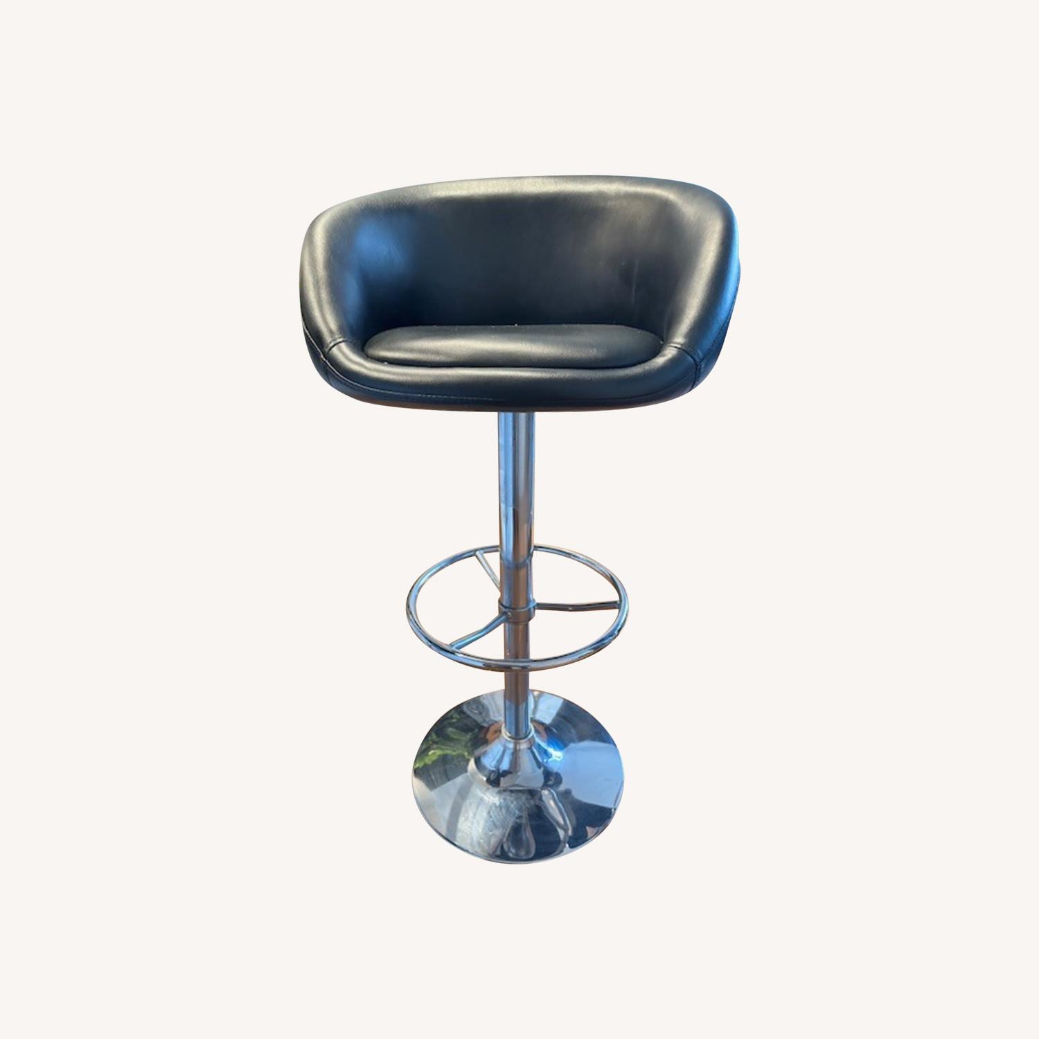 Raymour & Flanigan Trio Bar Stool Set - image-0