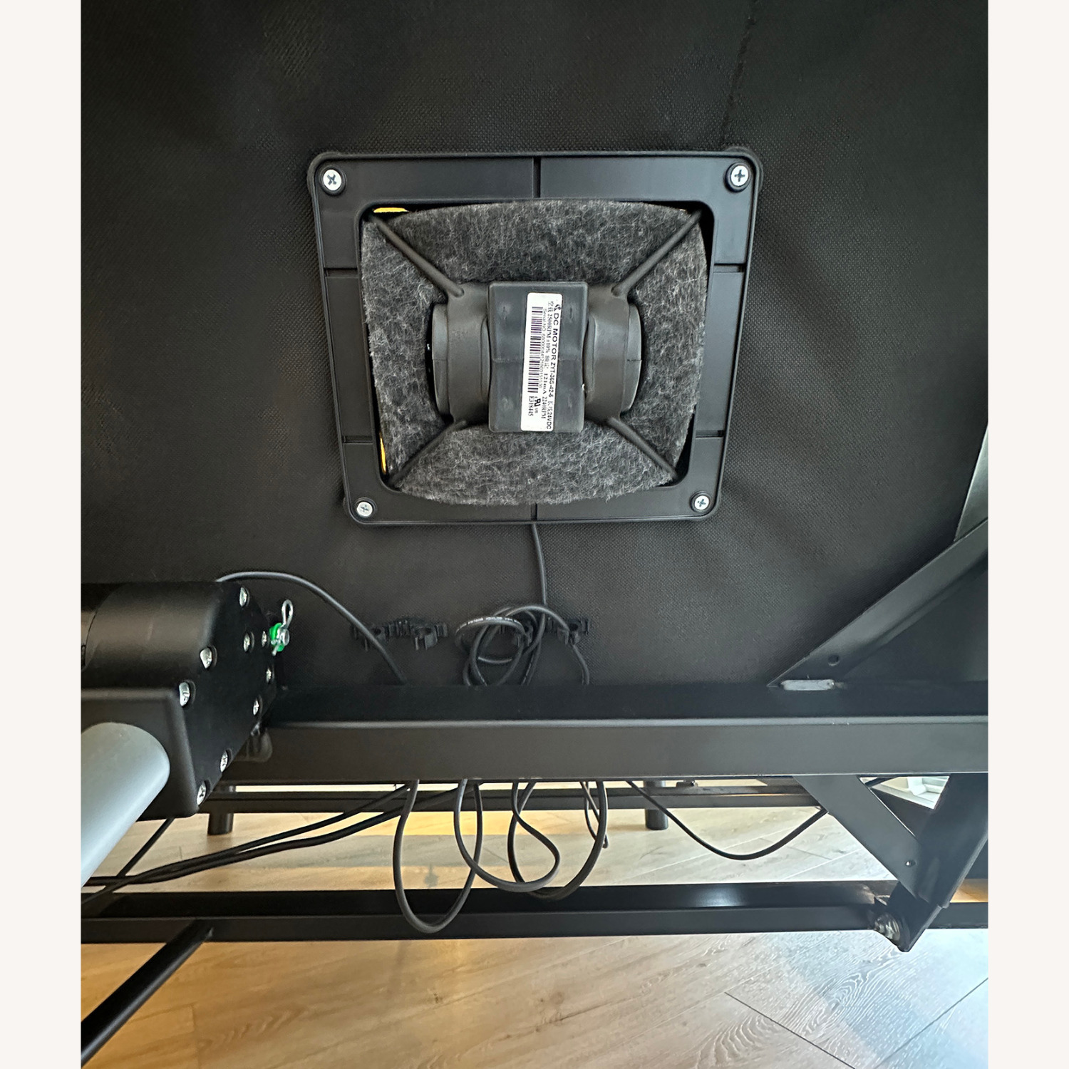 Tempur-Pedic Adjustable Bed Base Queen Size - image-15