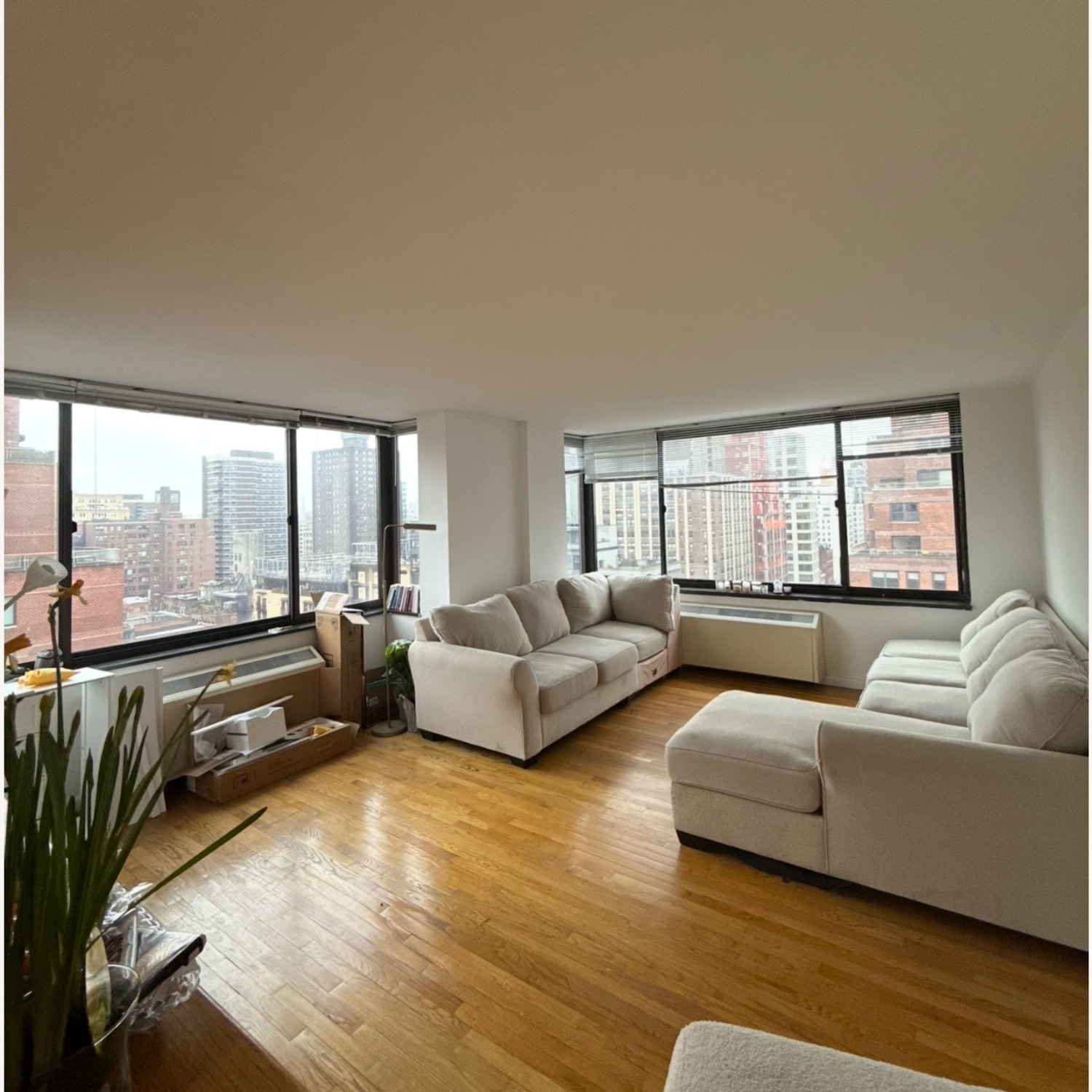 Large Sectional - image-4