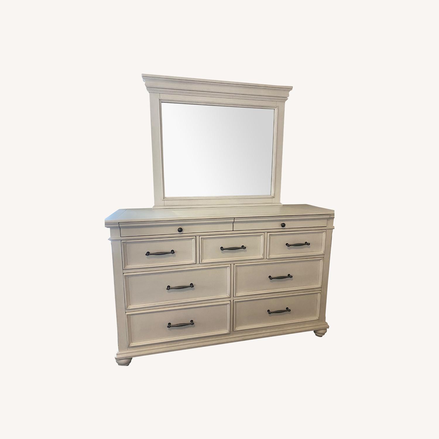 Ashley Furniture Kanwyn Dresser - image-6