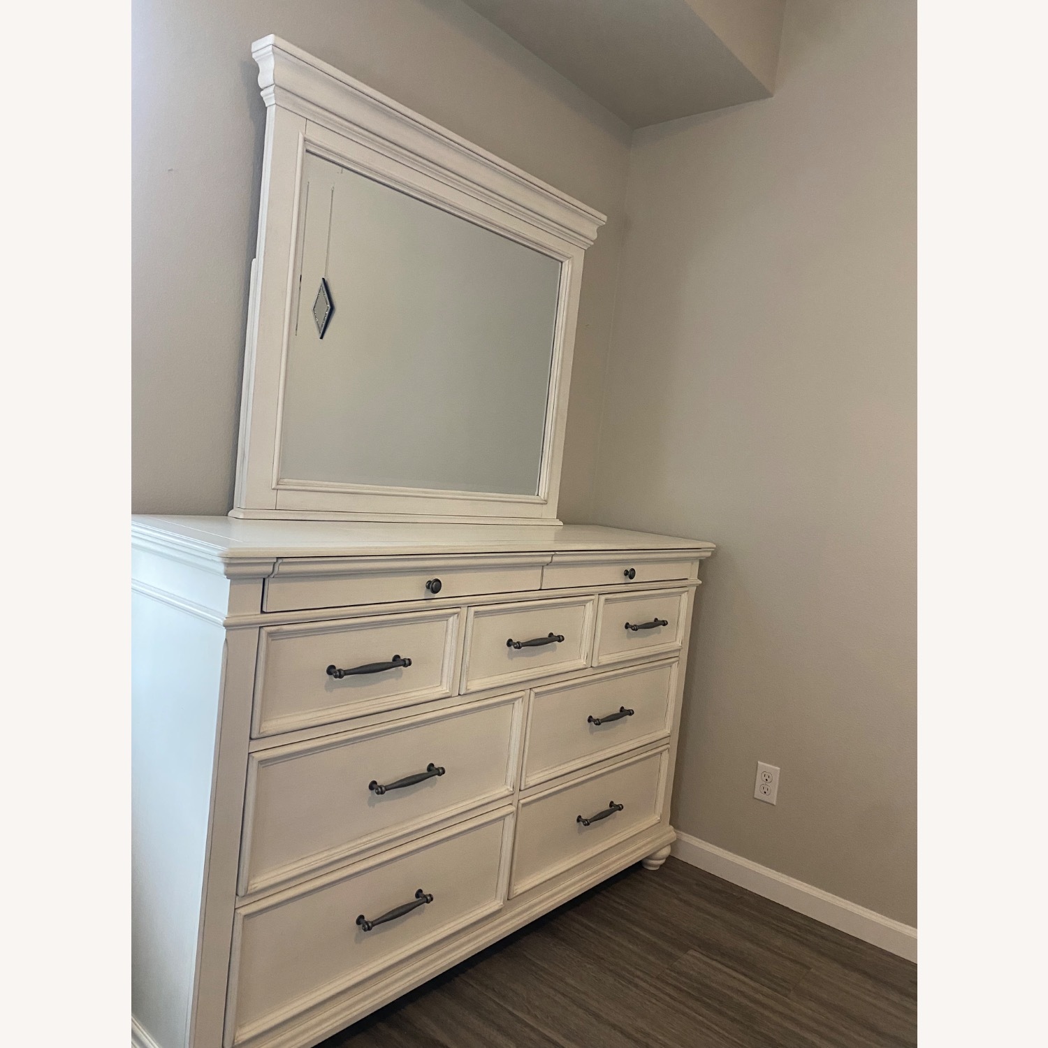 Ashley Furniture Kanwyn Dresser - image-2