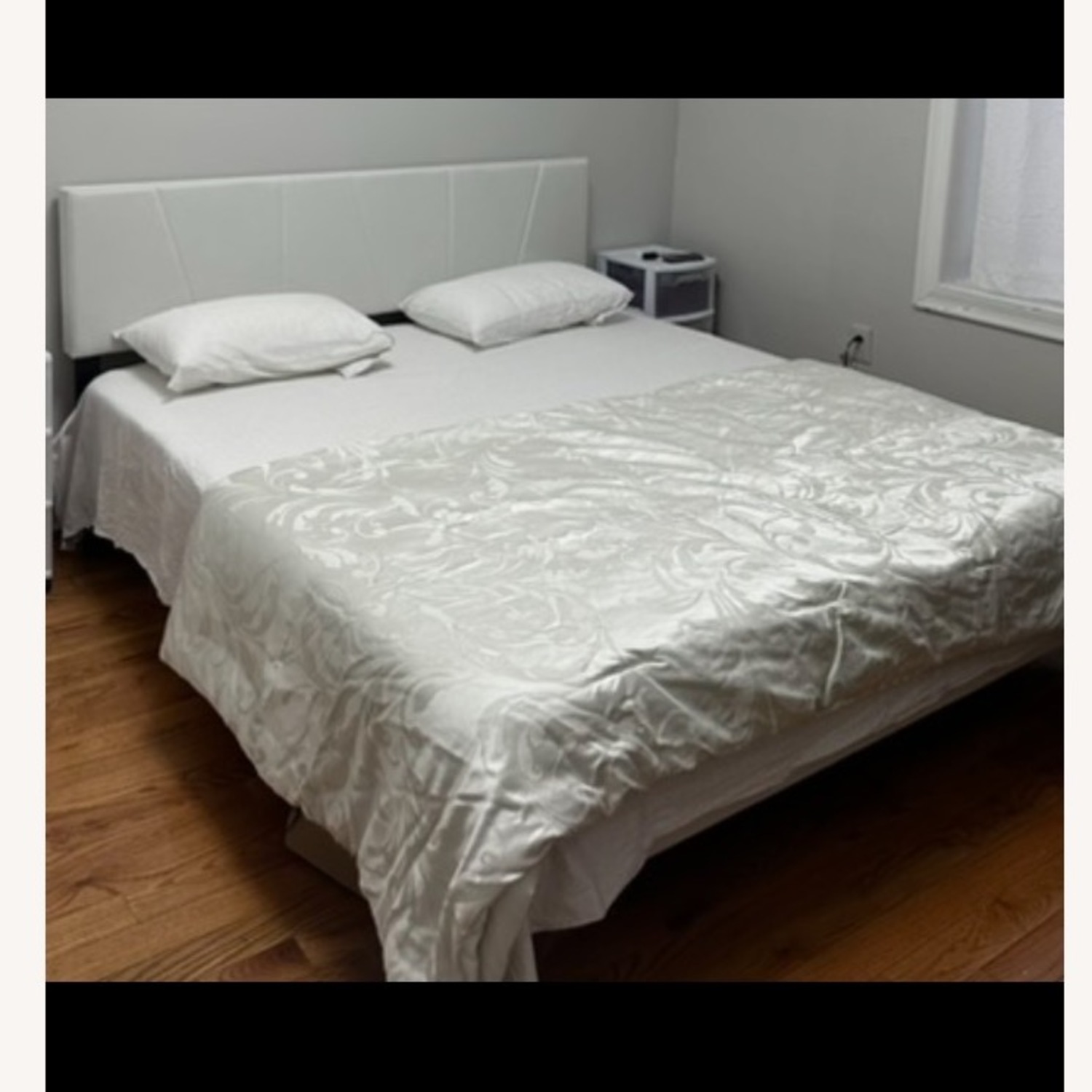 King Sized Bed Frame White - image-1
