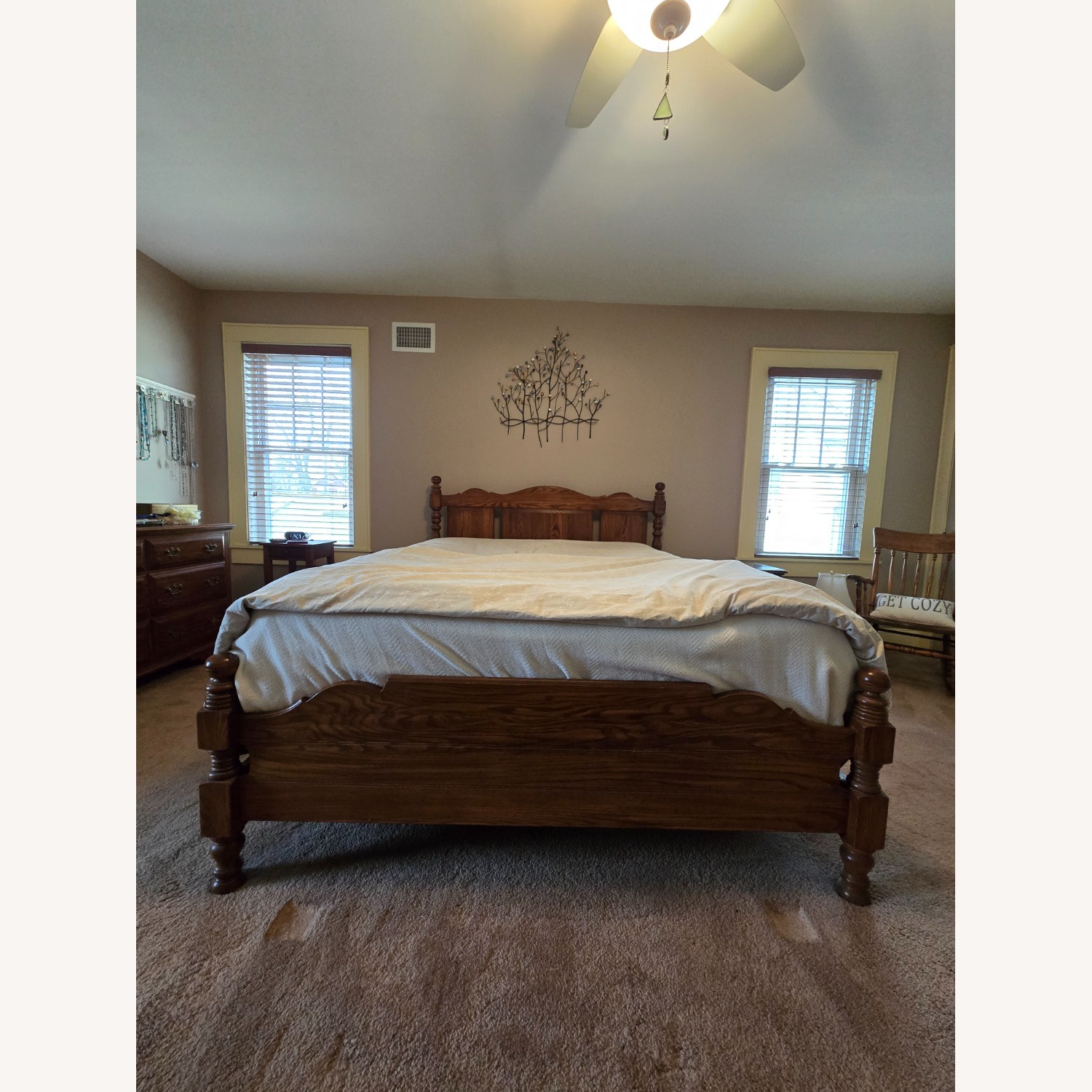 Pennsylvania House Solid Oak Queen Bedframe - image-1