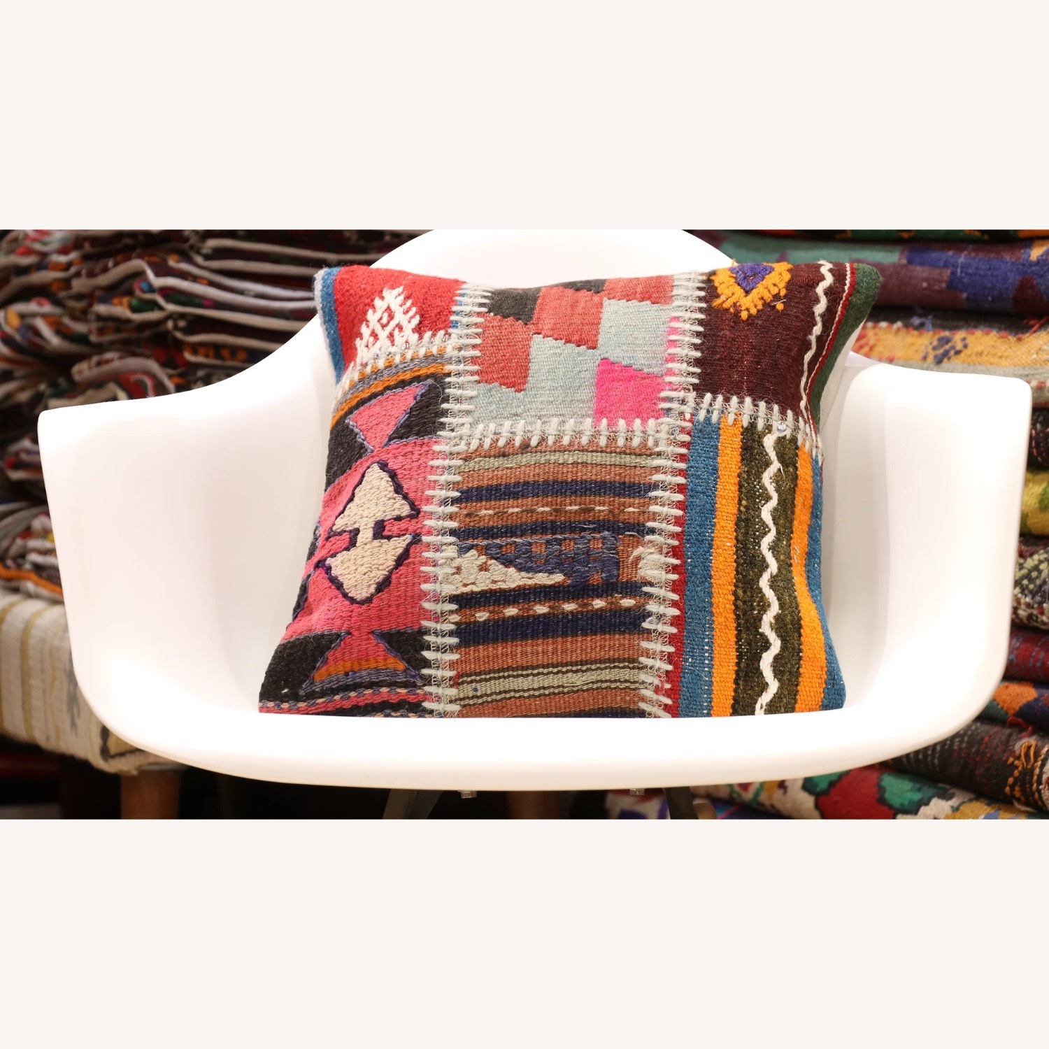 Vintage Patchwork Decorative Kilim Pillow - image-2