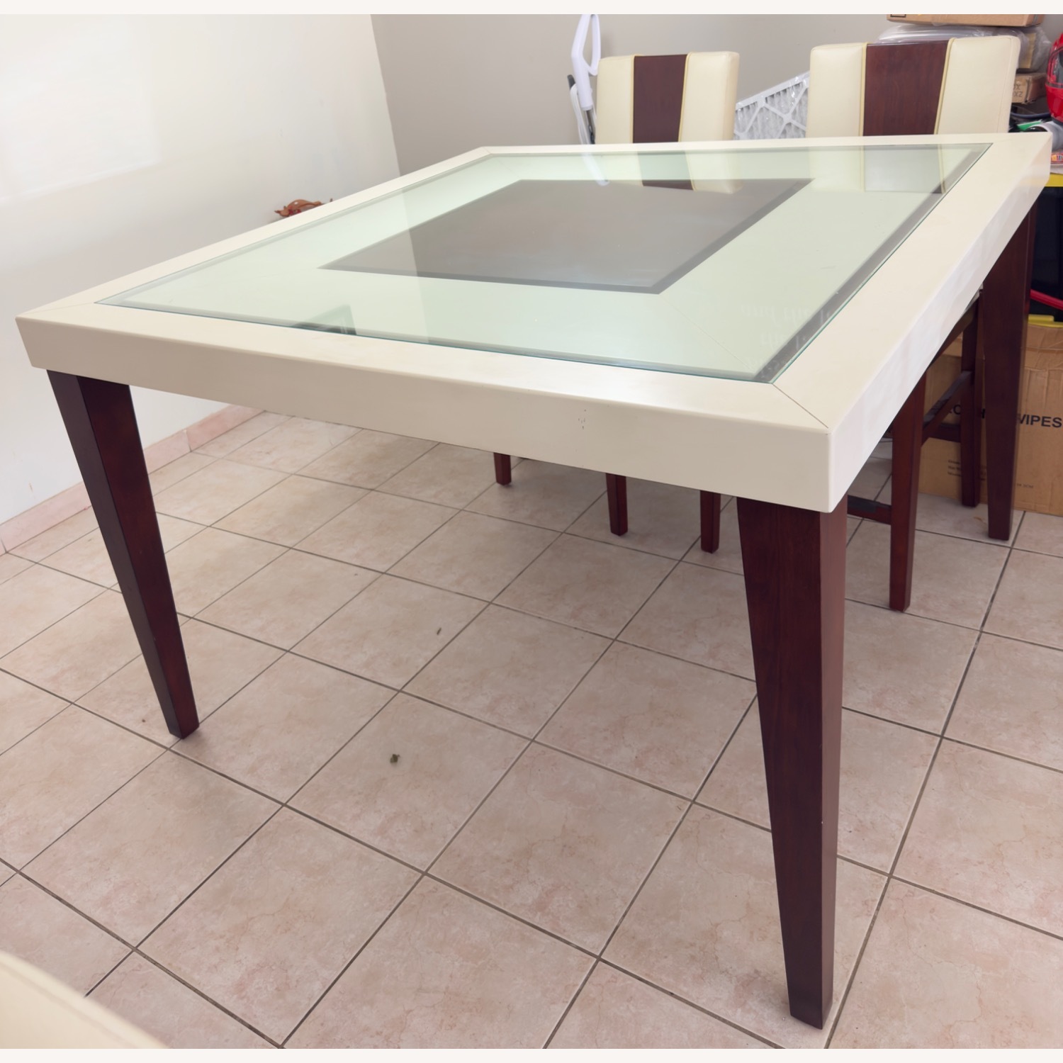 Rooms To Go Sofía Vergara Dining Room Set - image-3