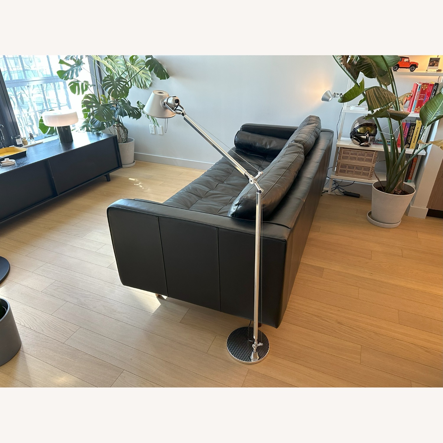 Article Sven 3-Seater Sofa - Thumbnail 4