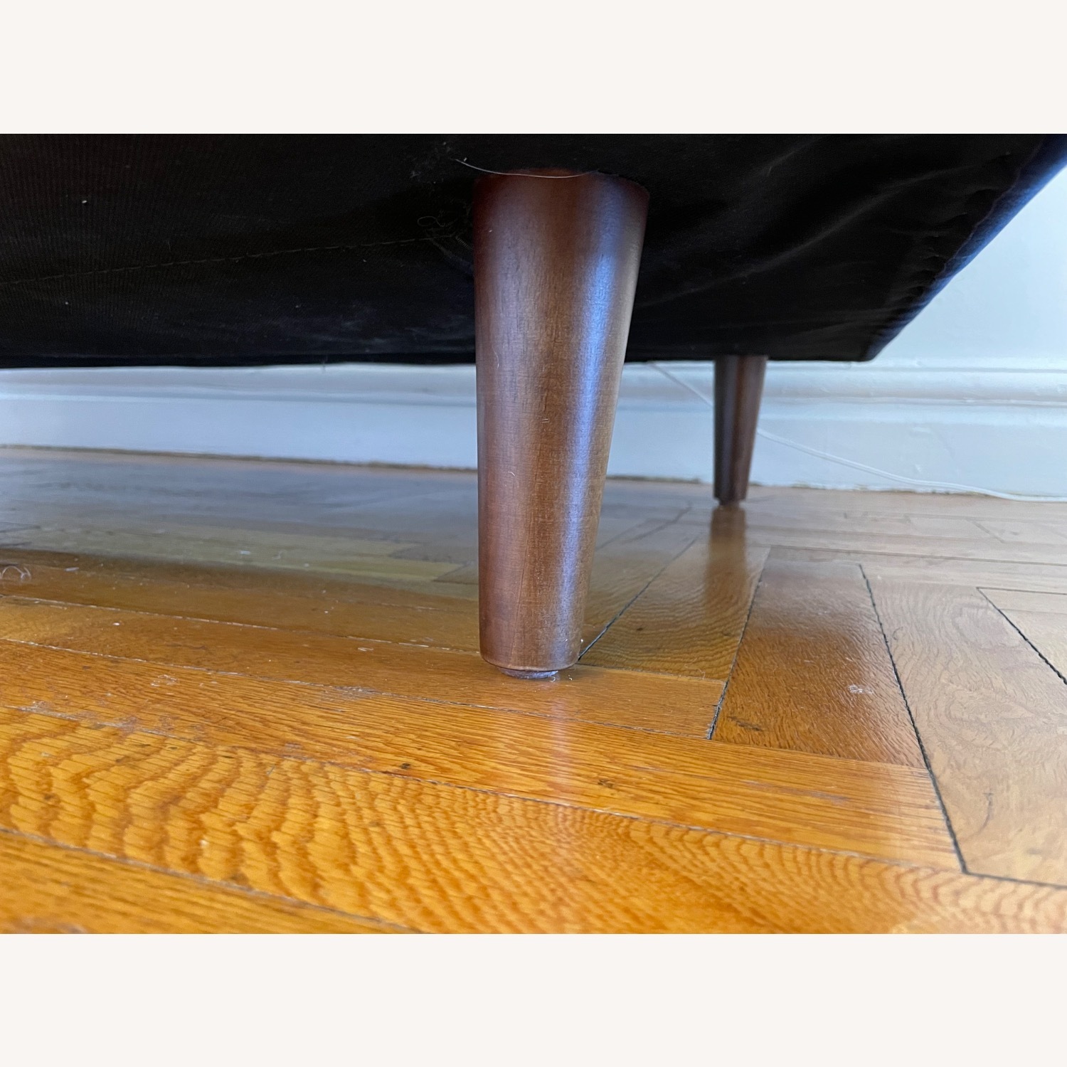 Article Sven Blue Velvet 72 Sofa - image-4