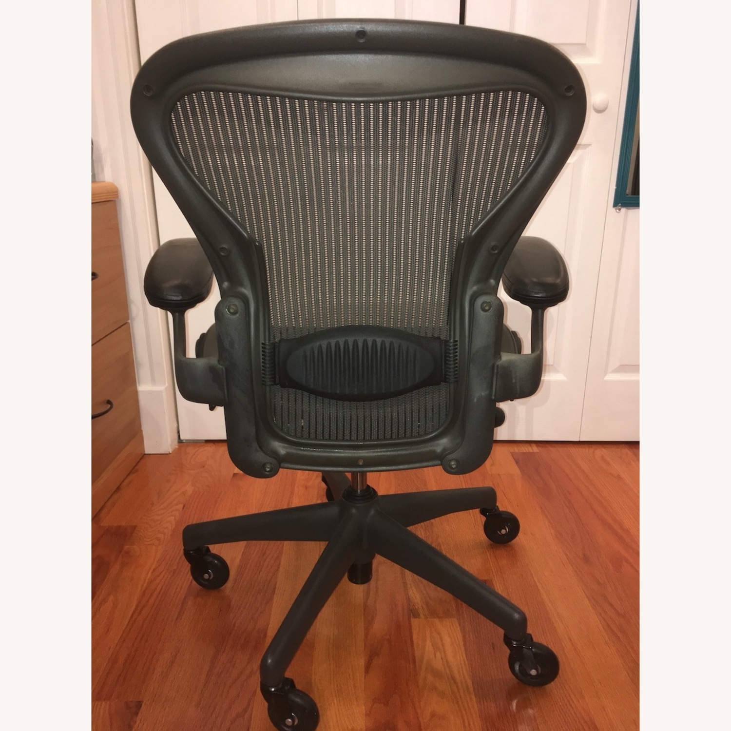 Herman Miller Aeron Chair (Size A) - image-2