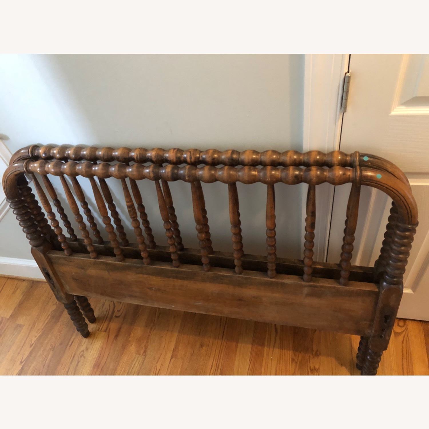 Antique, Jenny Lind 3/4 Bed - image-0