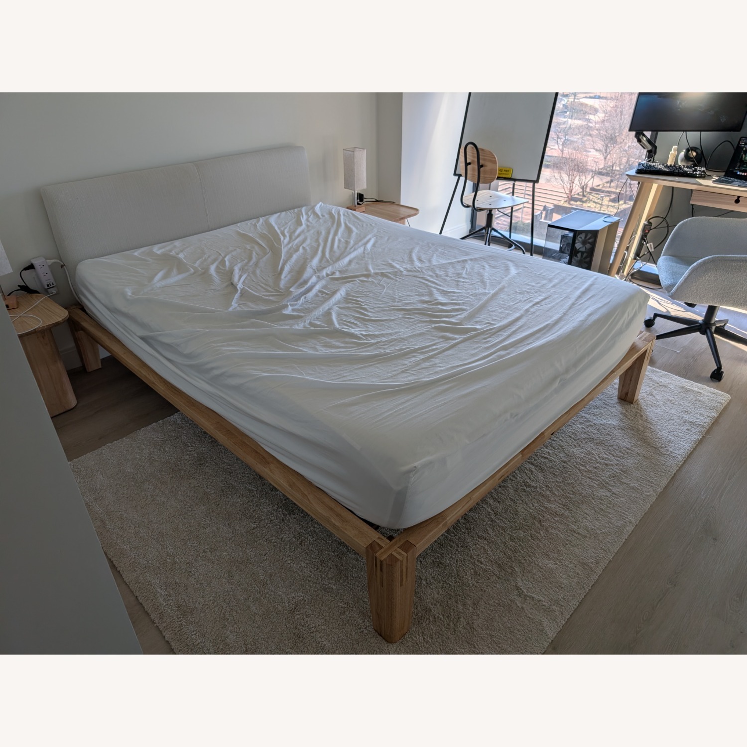 Thuma Classic Bed + Pillowboard - image-1