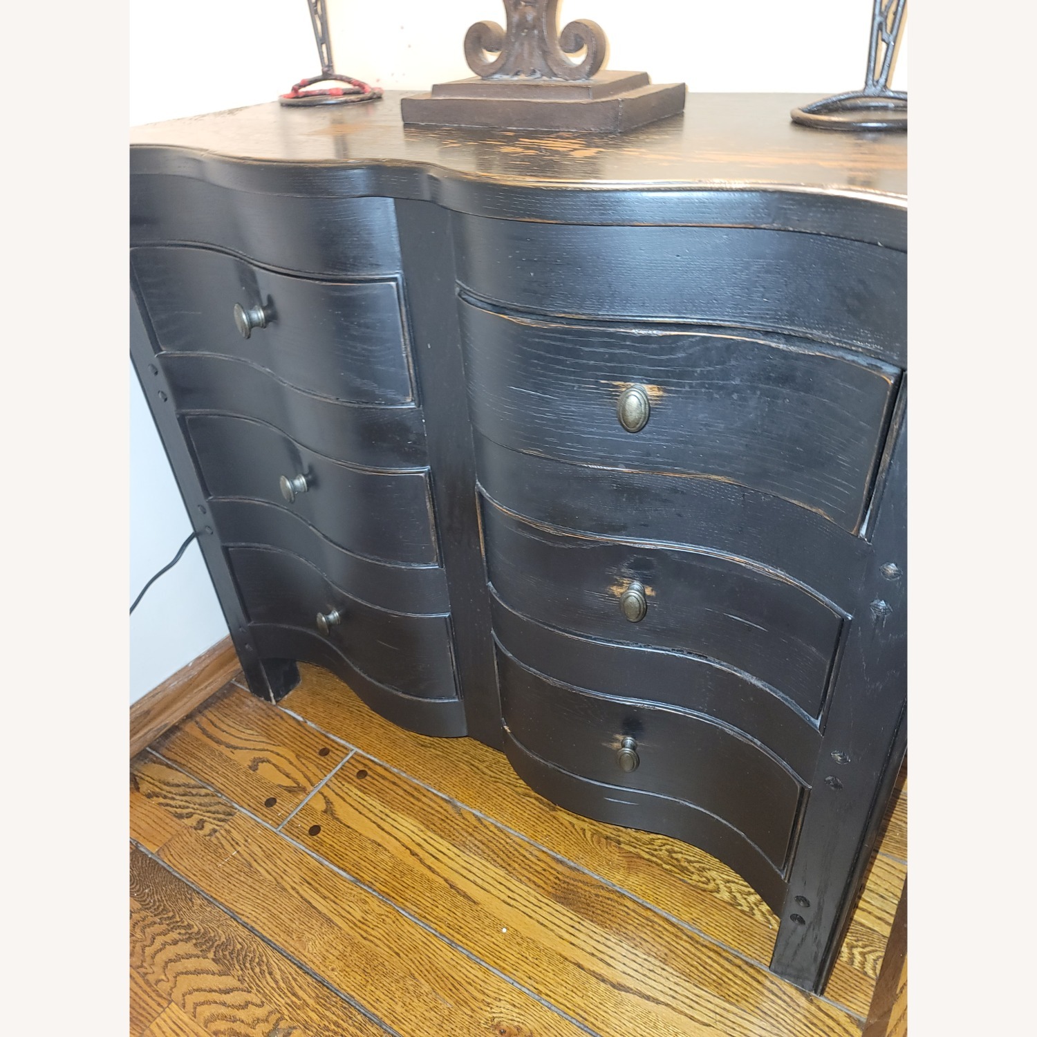 Thomasville Night Stands - image-1