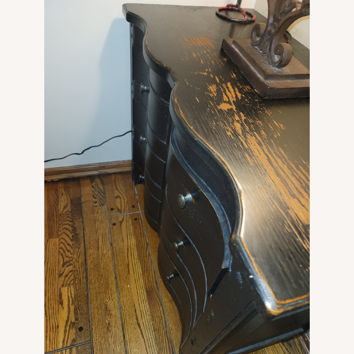 Thomasville Night Stands - image-4