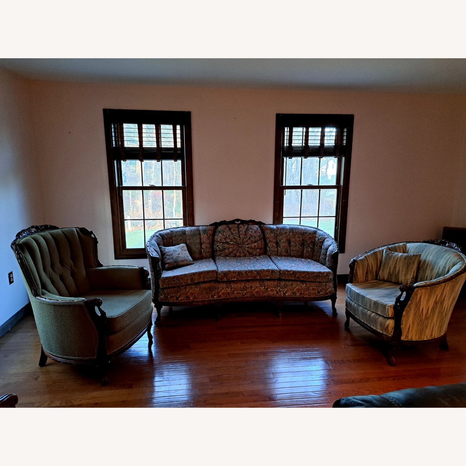 Luie XVI Replica High Back Chair  - image-1