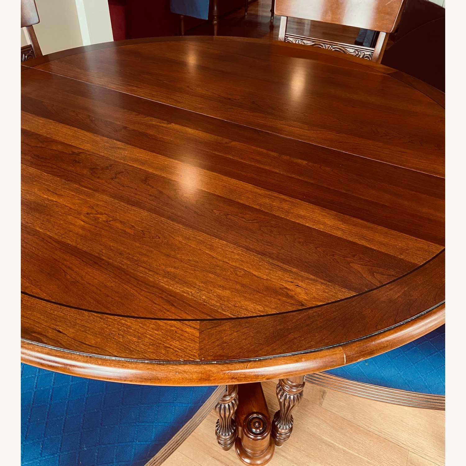 Ethan Allen British Classics Cinnabar Round Dining Table Set - image-1