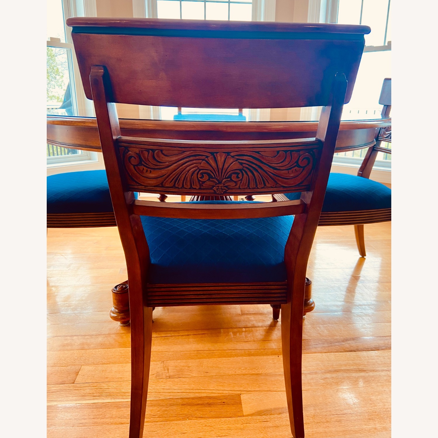 Ethan Allen British Classics Cinnabar Round Dining Table Set - image-5