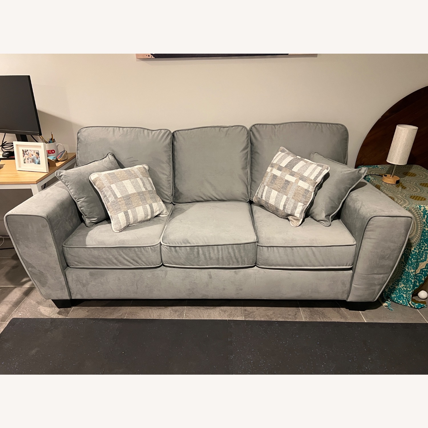 Bob's Discount Furniture Julie Gray Full Sleeper Sofa  - image-1