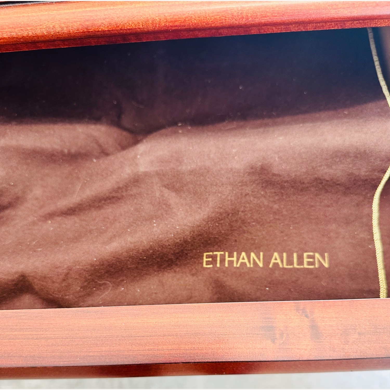 Ethan Allen Saxton Buffet - image-2