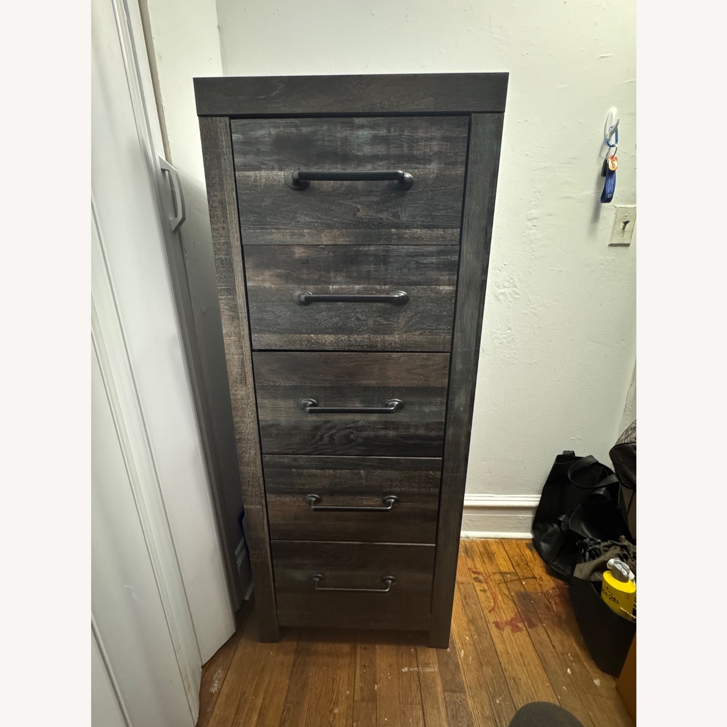 Raymour & Flanigan Luna Narrow Chest Rustic Brown - image-2