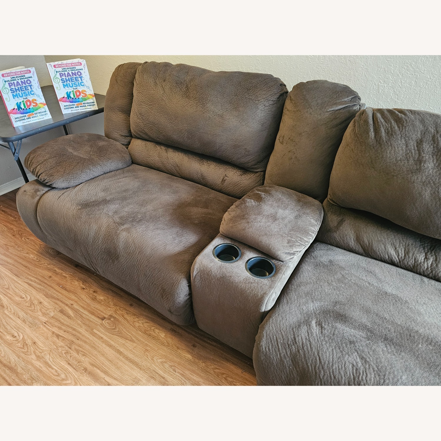 Comfortable Sofa - image-4