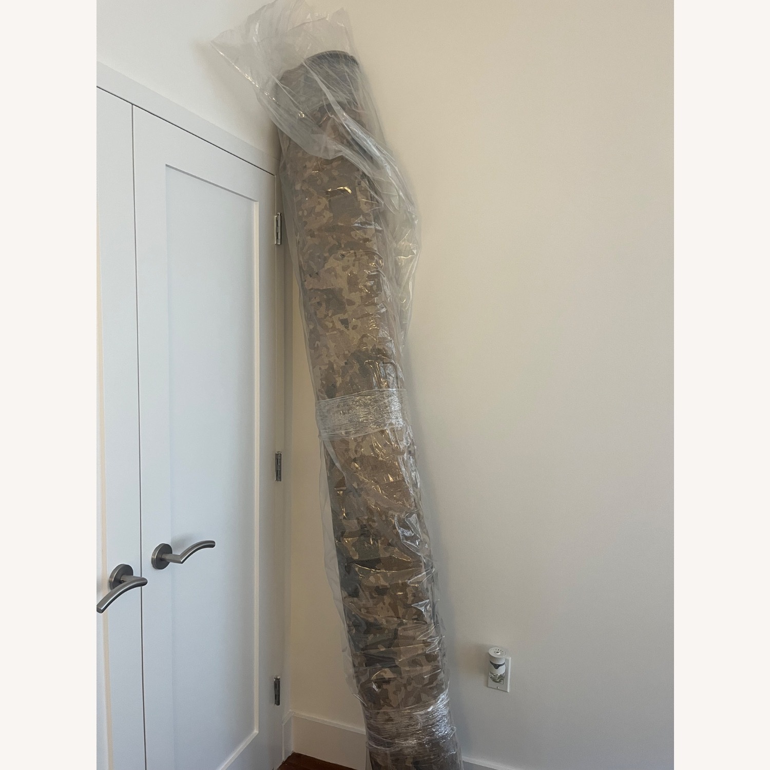 Oriental Weavers Area Rug 7X10 - image-3