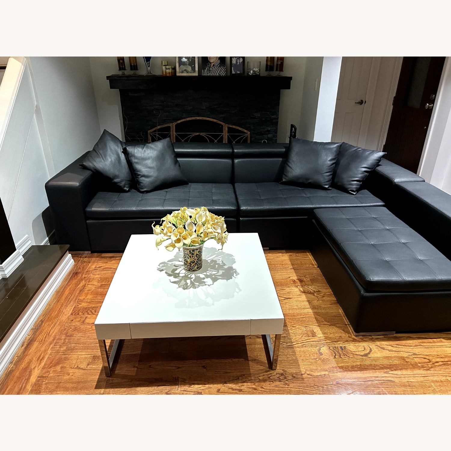 Modani Monaco Sectional Sofa in Black - image-0