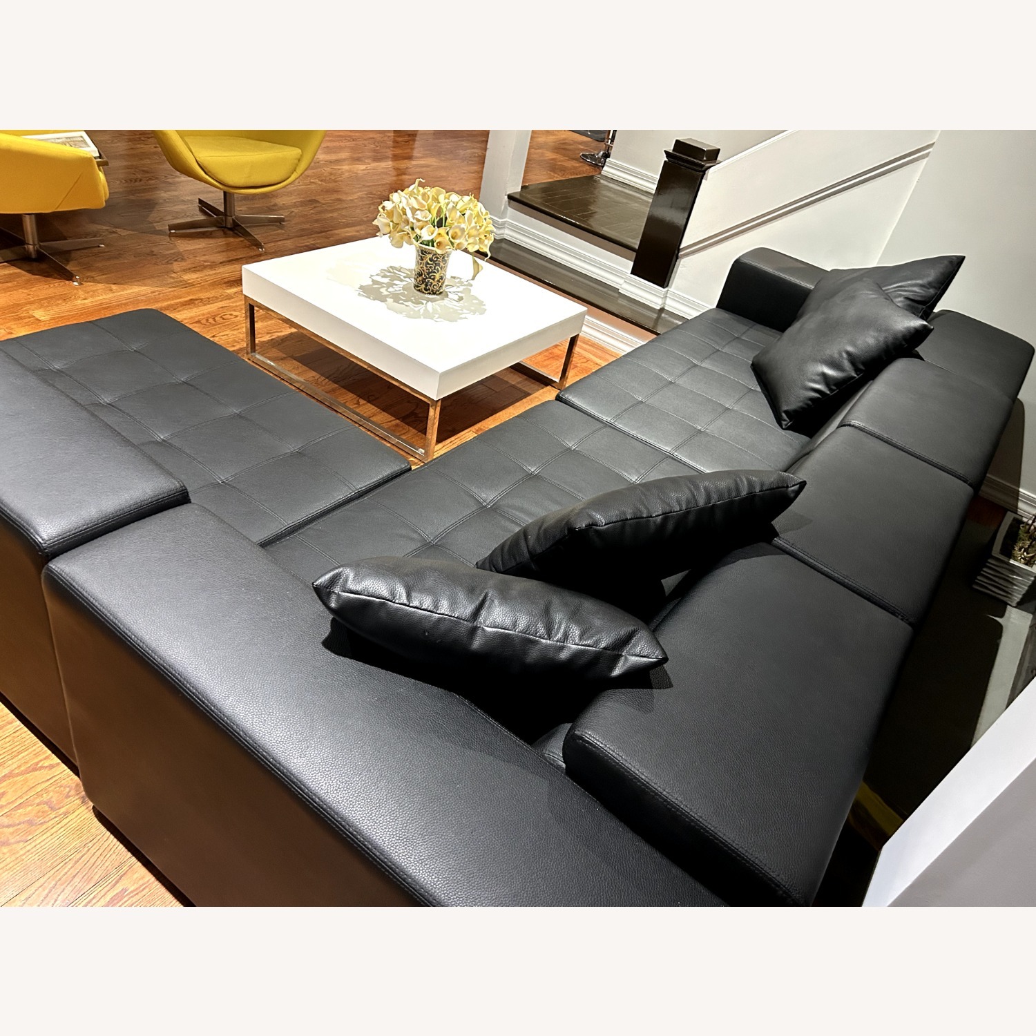 Modani Monaco Sectional Sofa in Black - image-2
