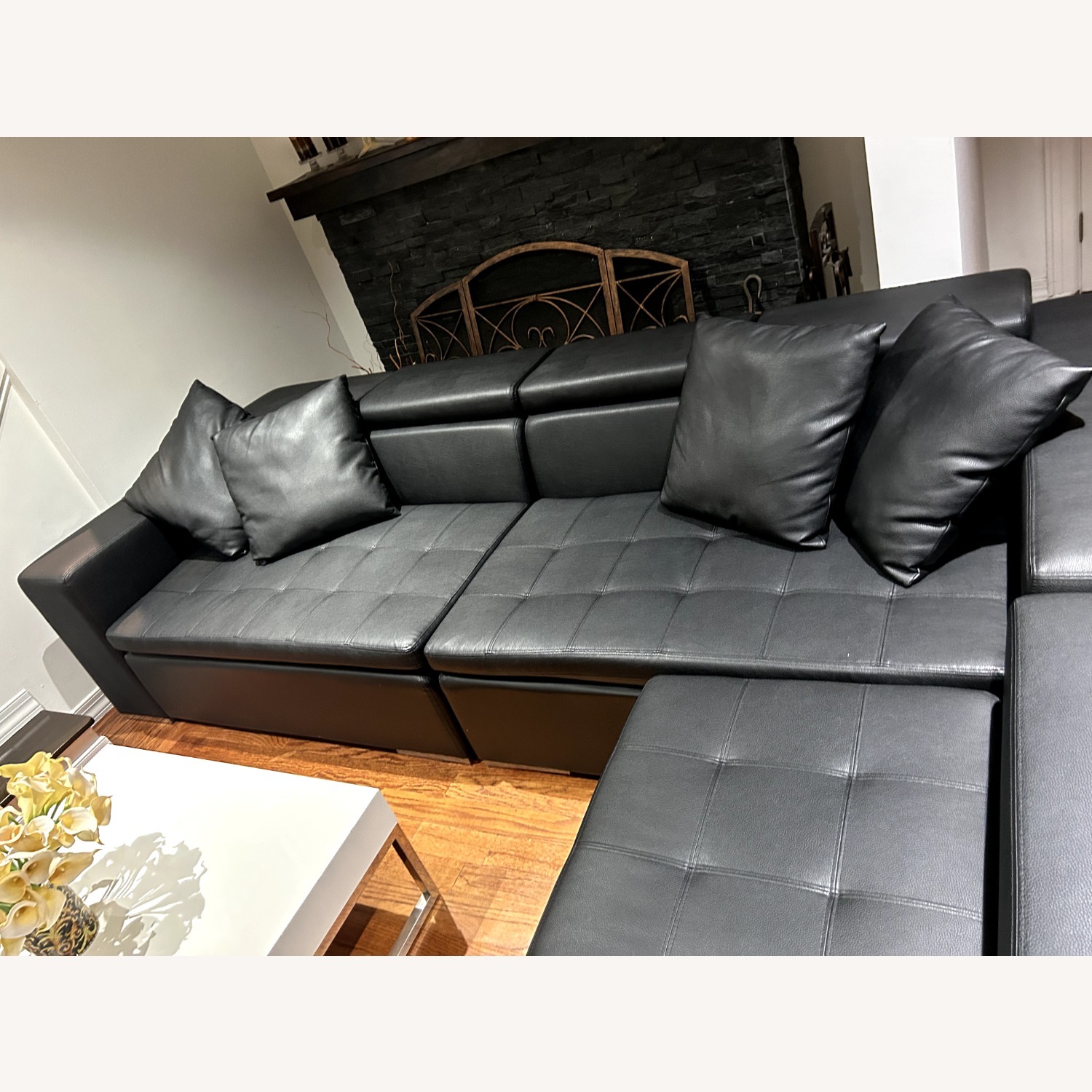 Modani Monaco Sectional Sofa in Black - image-1
