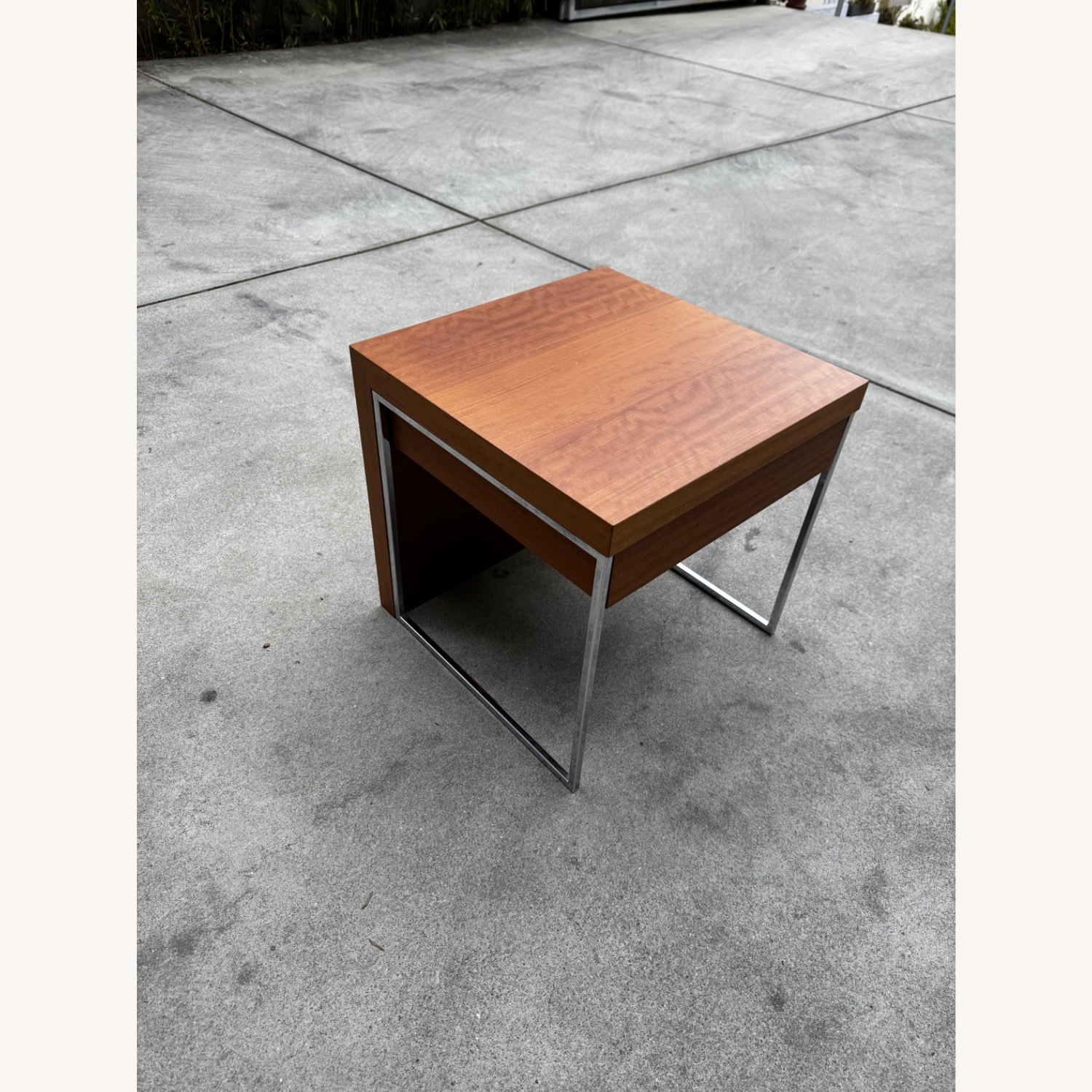 Poliform Arca Night Tables - image-2