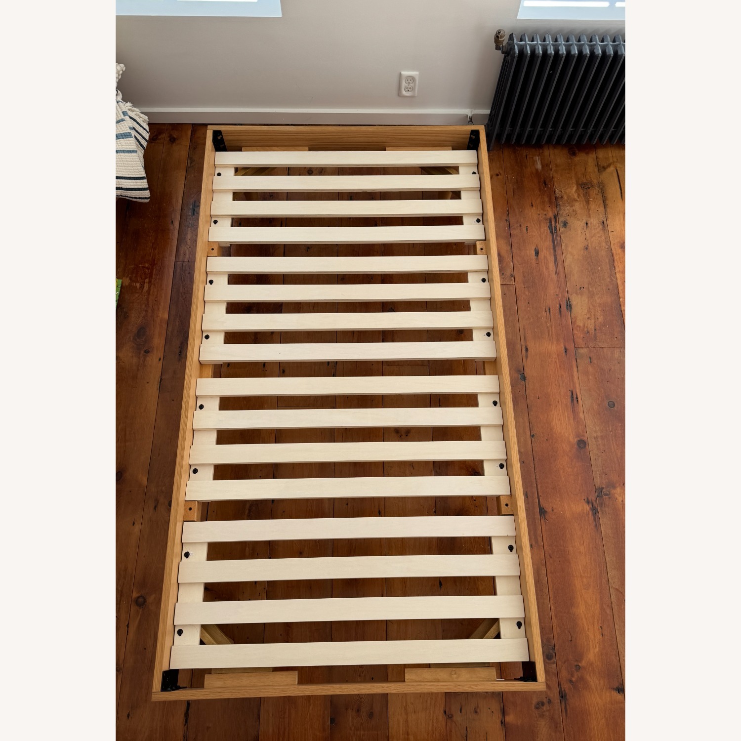 Artice Basi Twin Bed Frame - Oak - image-2