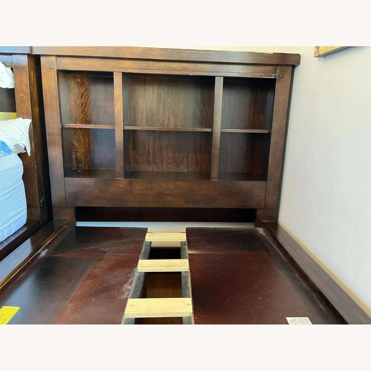 Secaucus Twin Bookcase Storage Bed - image-4