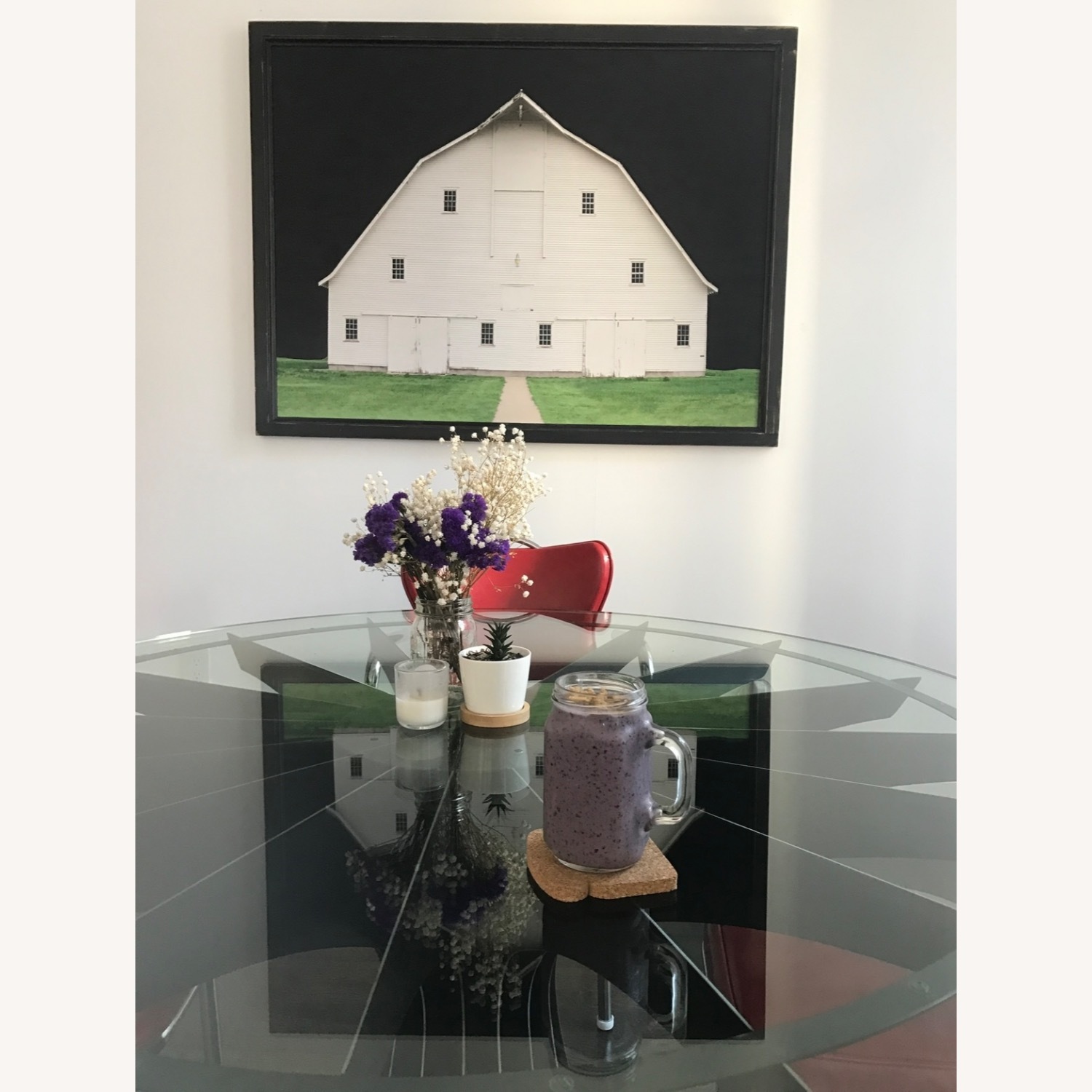 Modern Round Glass Dining Table – Custom Design - image-1