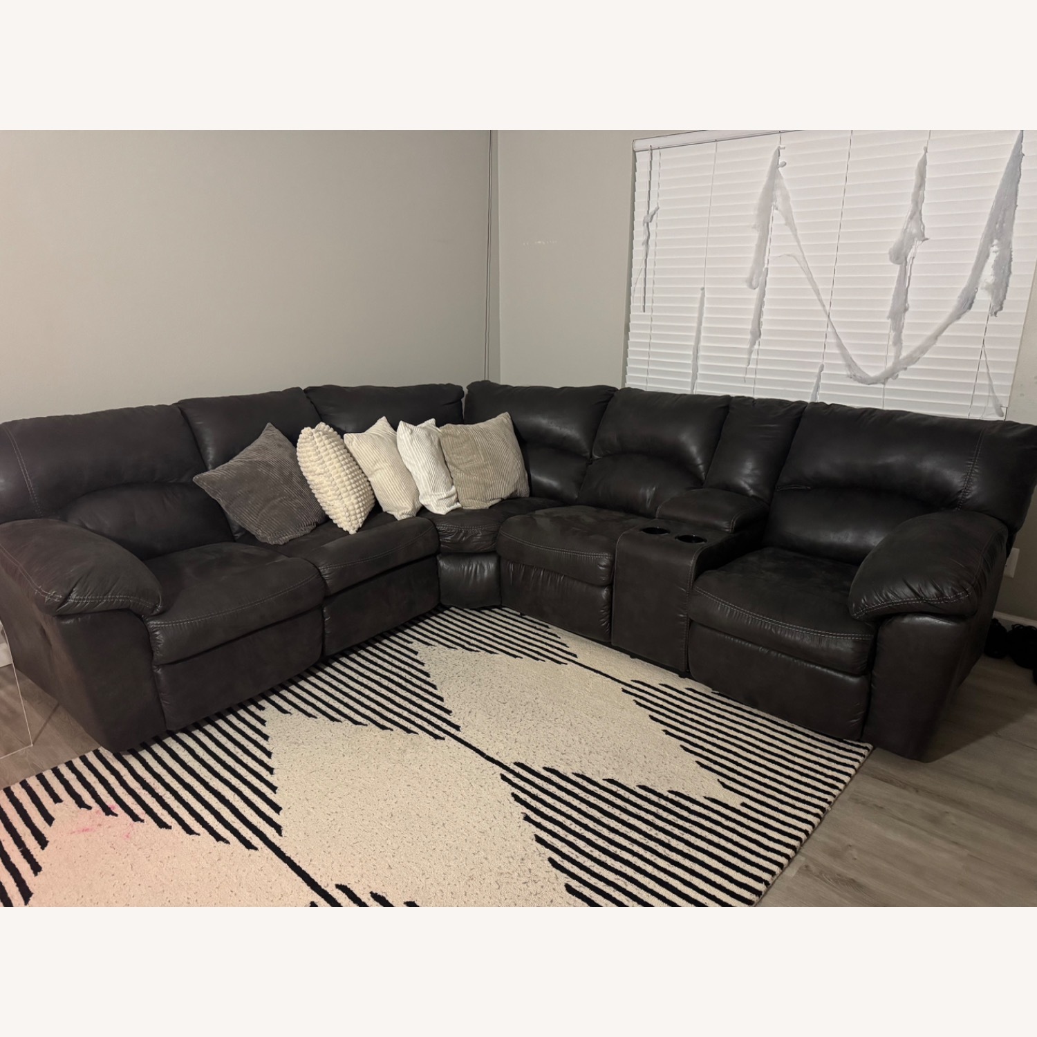 Ashley Tambo 2 Pc Recliner - image-3