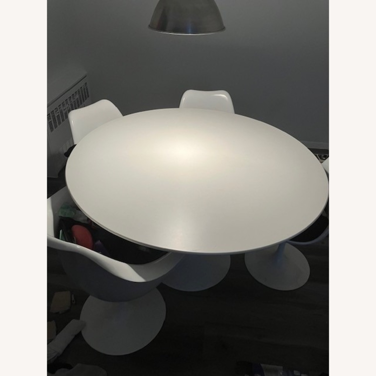 Knoll Saarinen Round White Laminate 47" Table - image-2