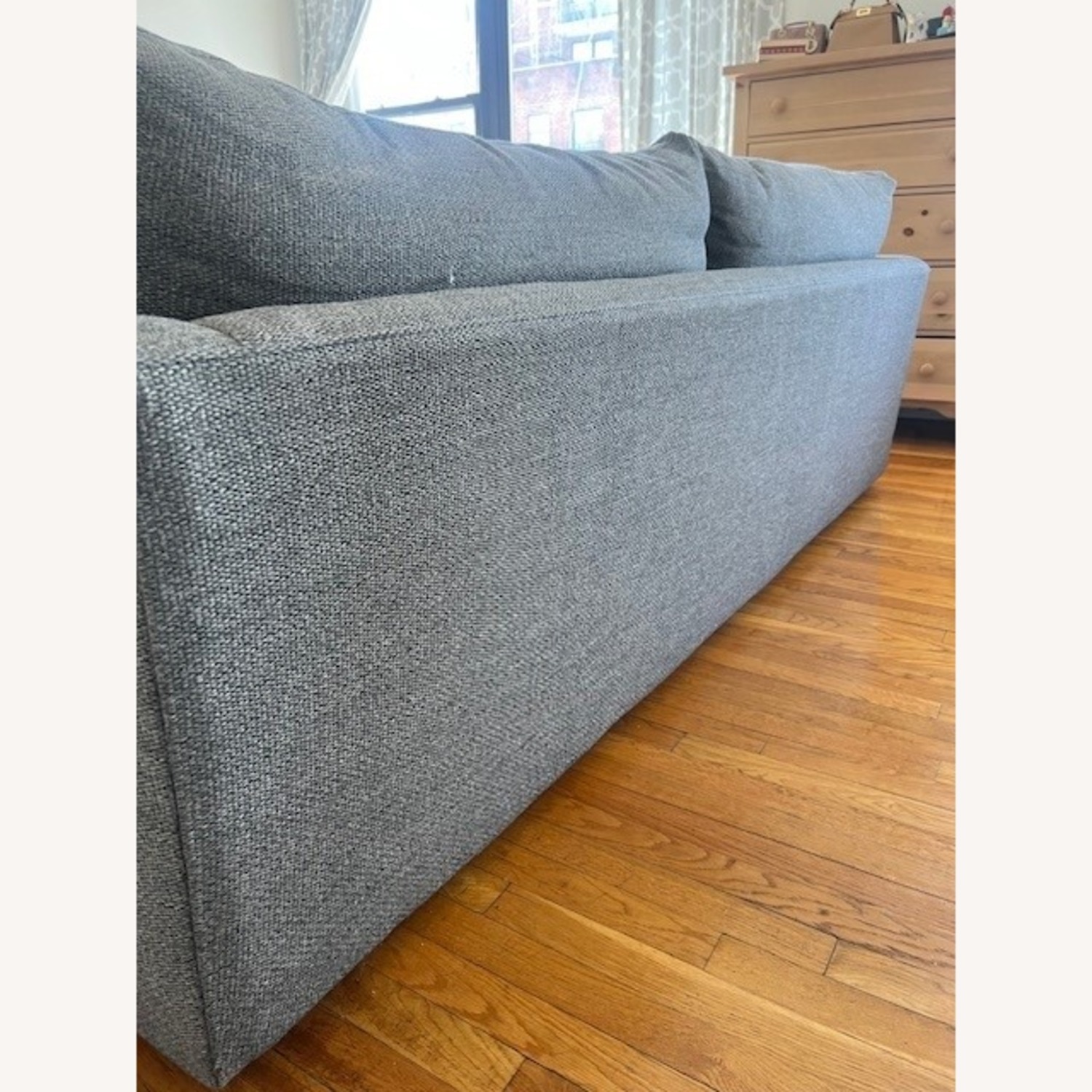 Crate & Barrel Lounge II Sofa 93 Inch + Ottoman - image-5