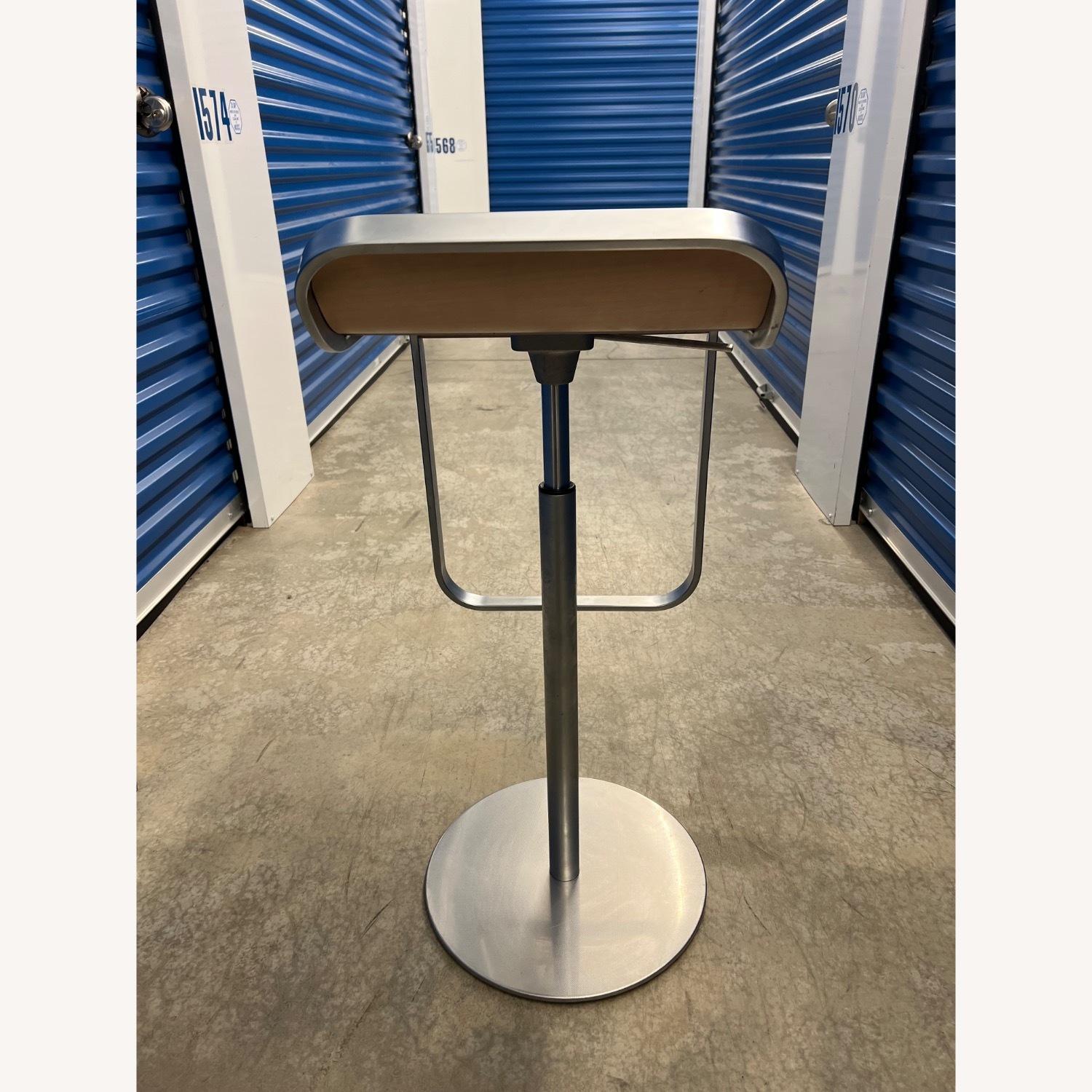 Lem Piston Bar Stool Set - image-10