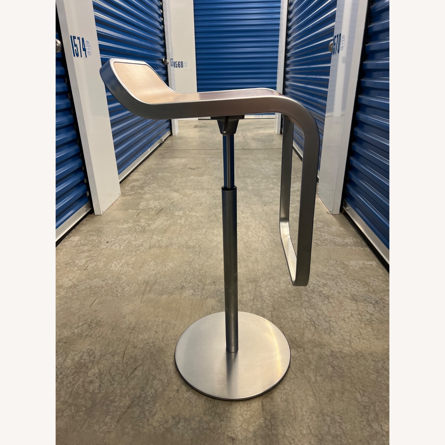 Lem Piston Bar Stool Set - image-17