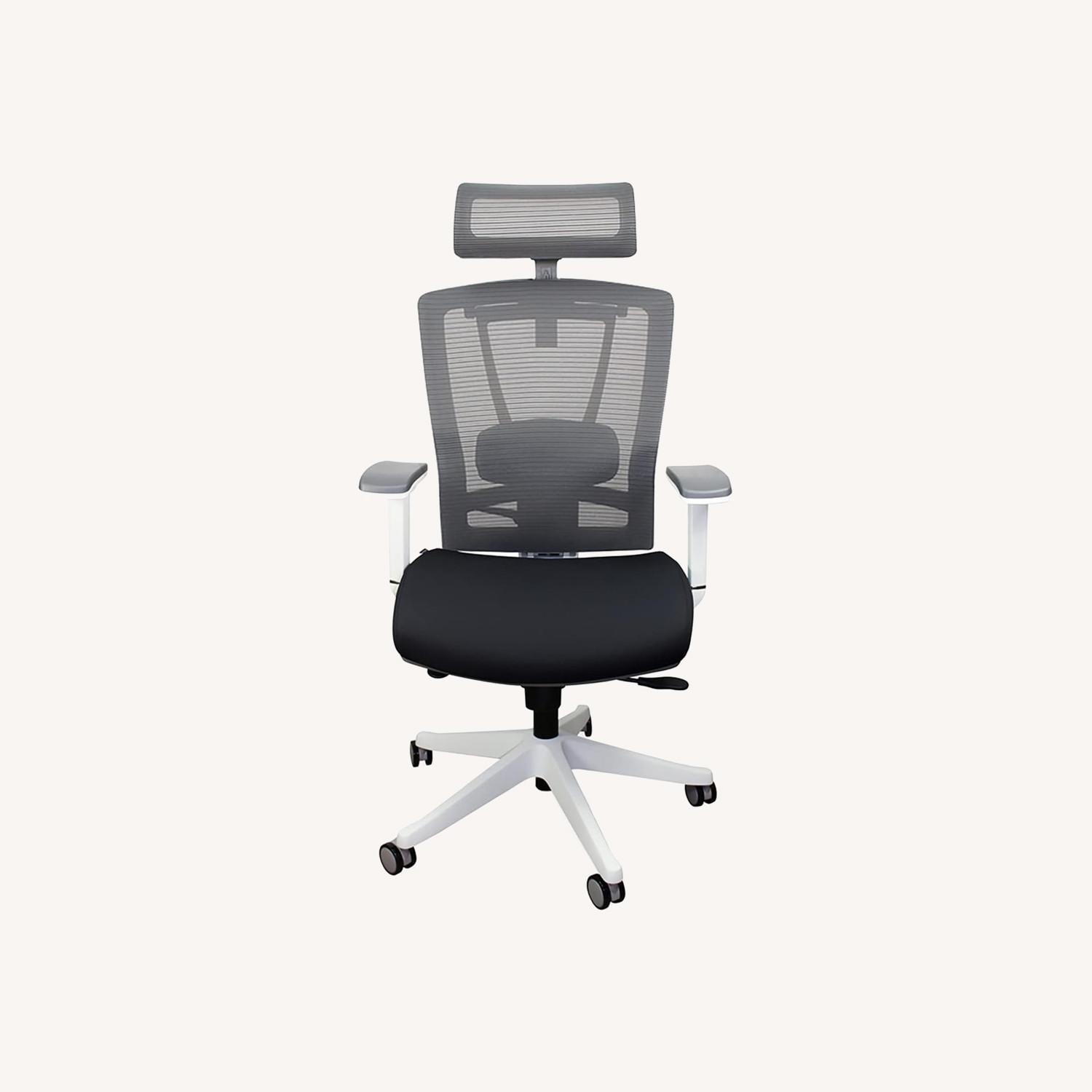 Autonomous Ergo Chair - image-0