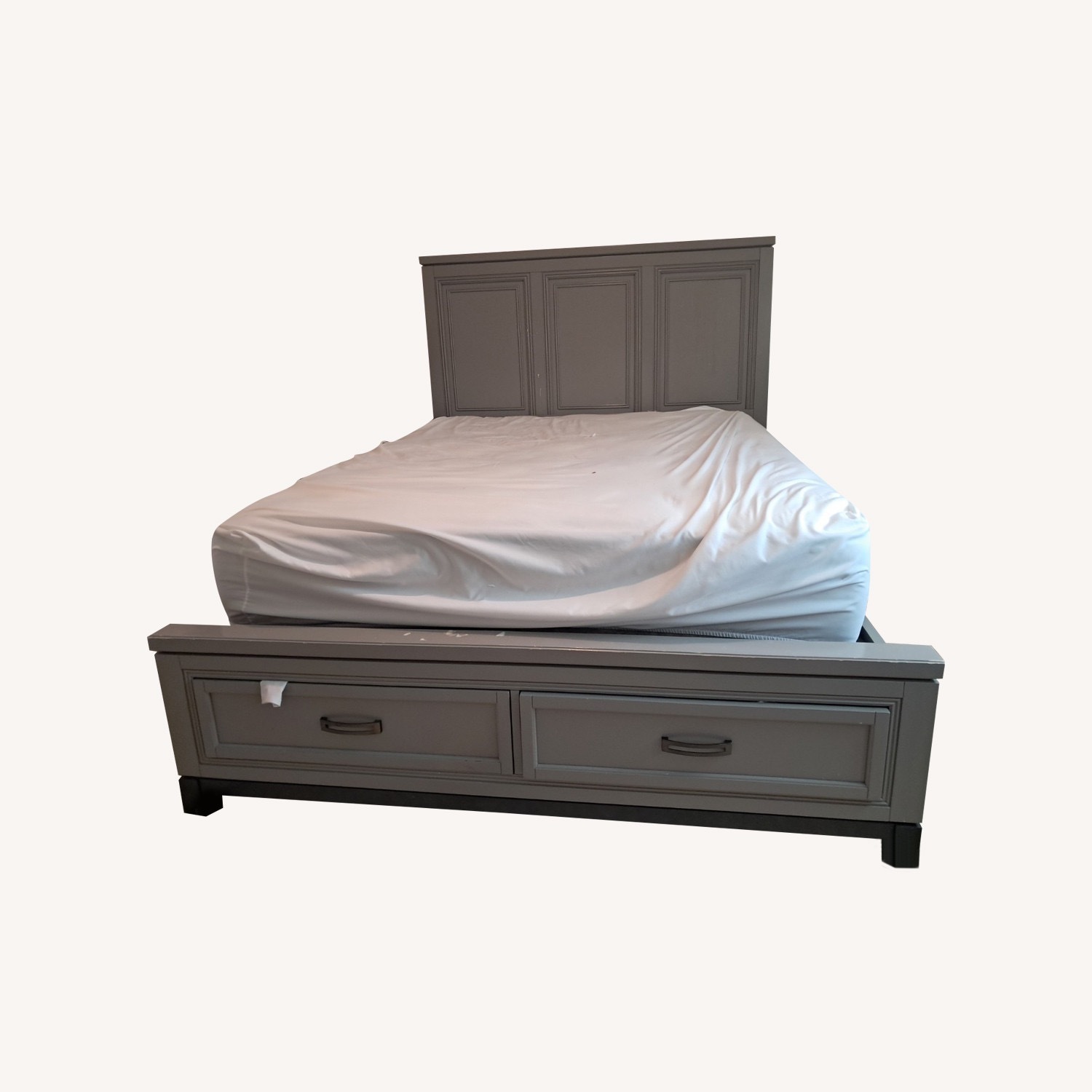 Ethan Allen Queen bed - image-0