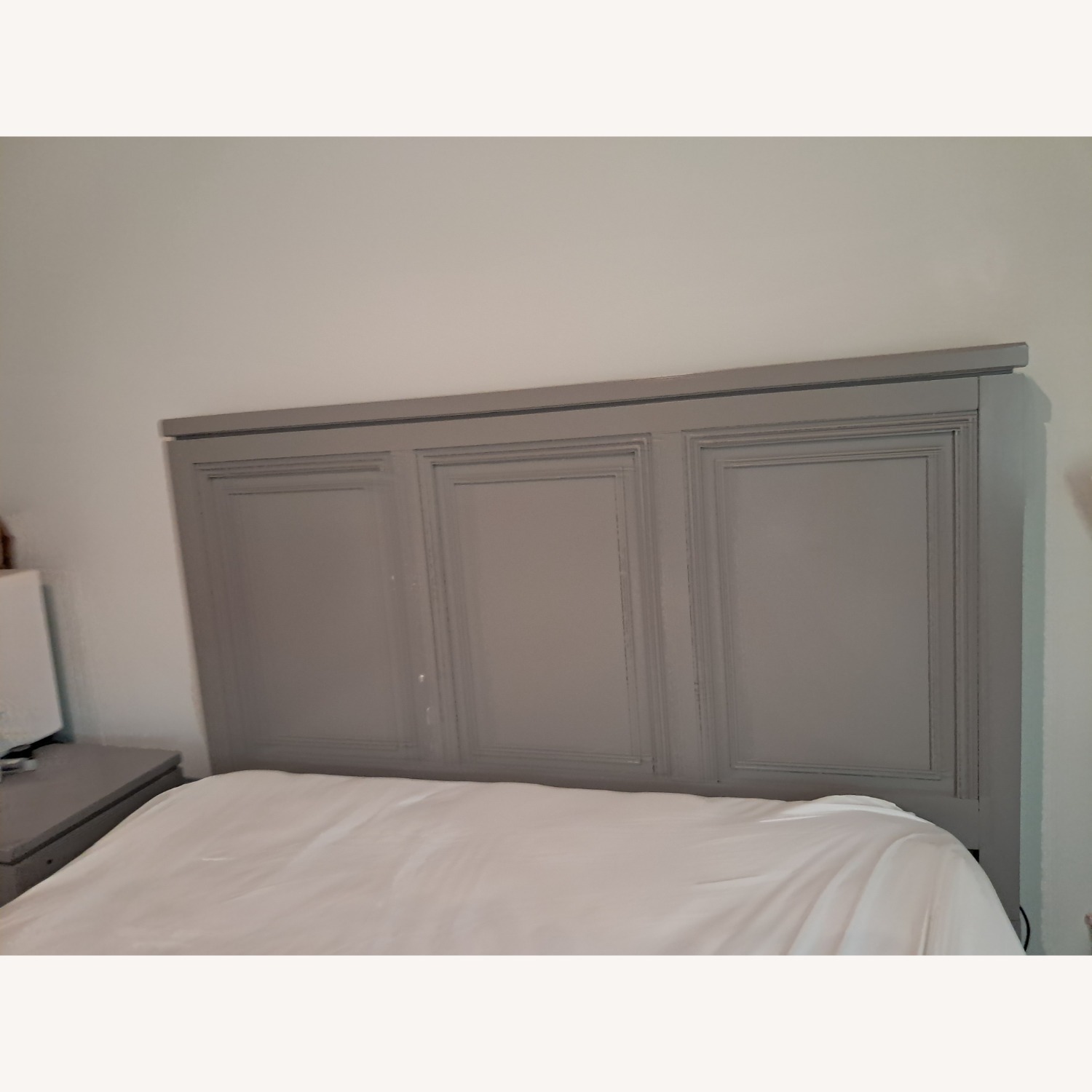 Ethan Allen Queen bed - image-3